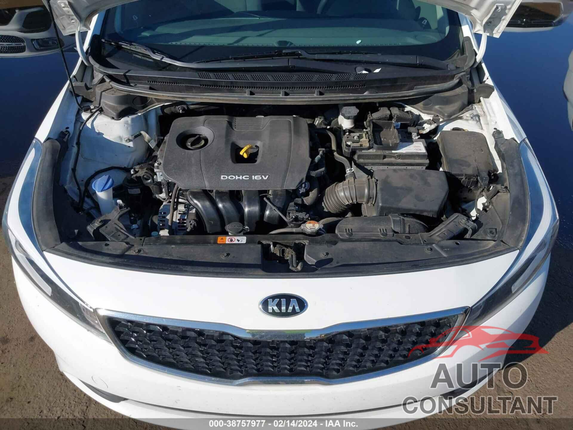 KIA FORTE 2018 - 3KPFK4A73JE195172