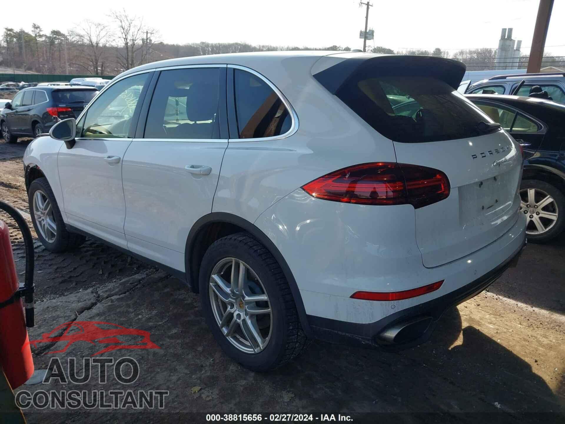 PORSCHE CAYENNE 2016 - WP1AA2A2XGLA10071