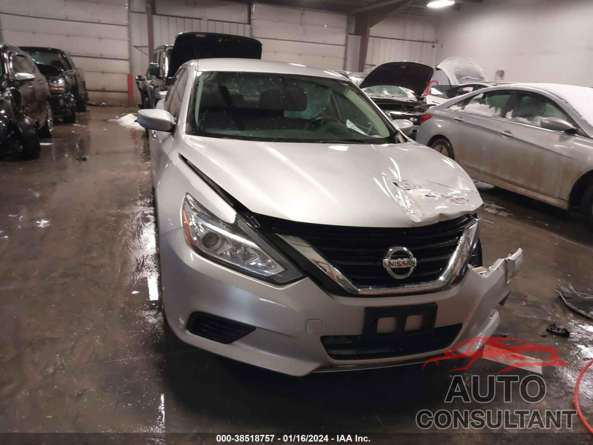 NISSAN ALTIMA 2018 - 1N4AL3APXJC243491