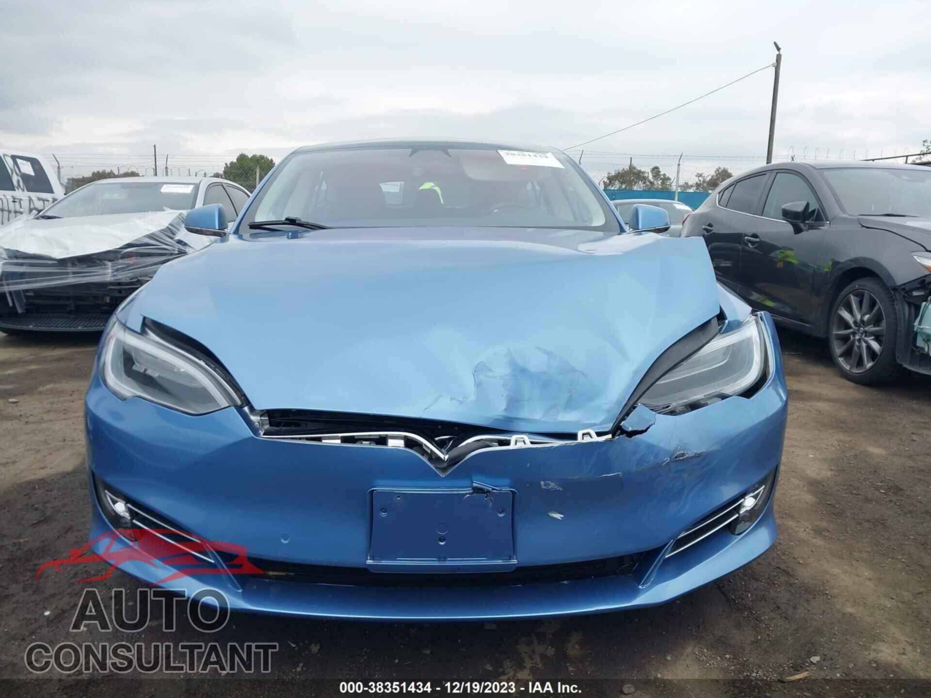 TESLA MODEL S 2017 - 5YJSA1E21HF186523