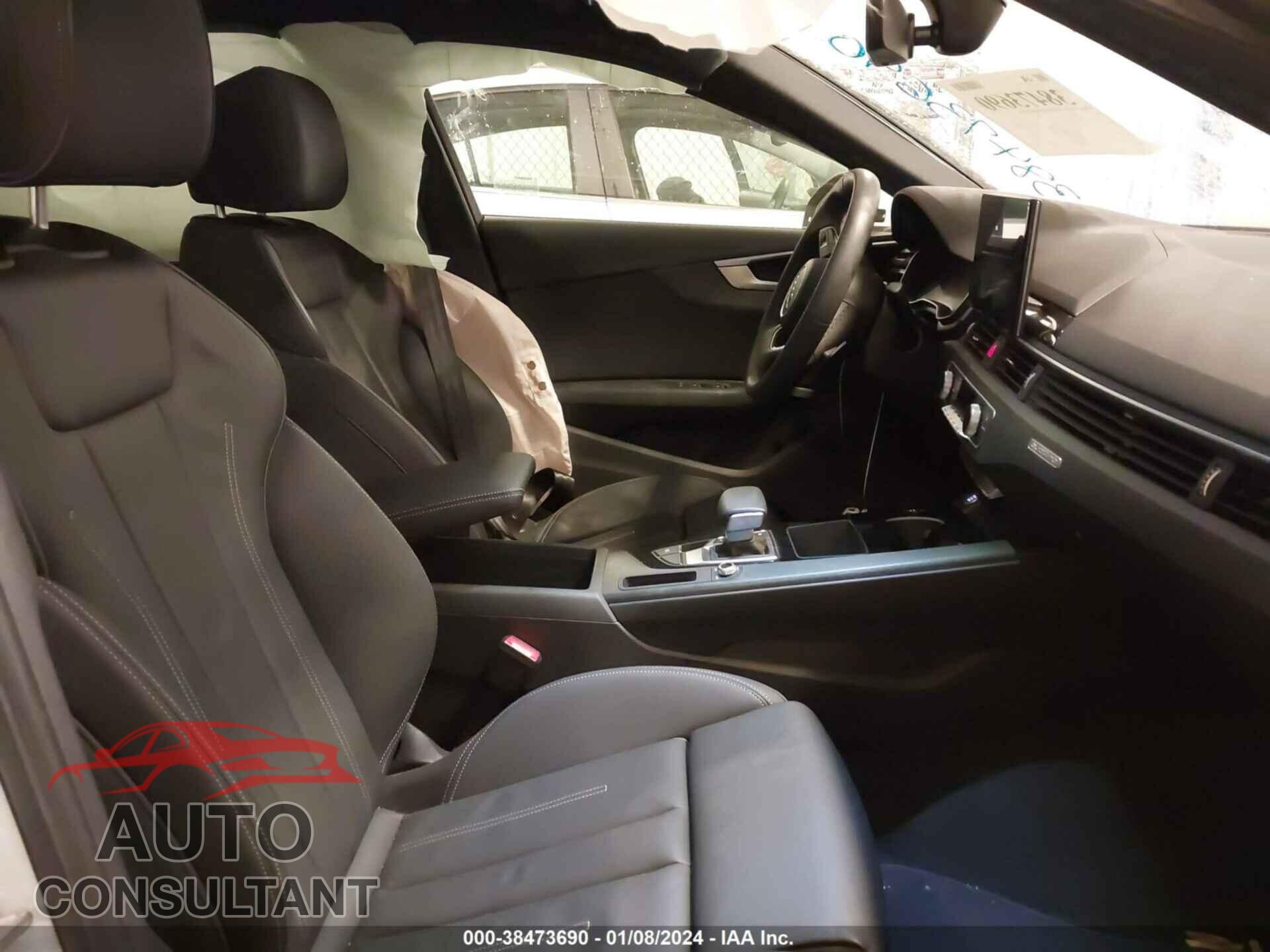AUDI A4 2021 - WAUDAAF48MA035476