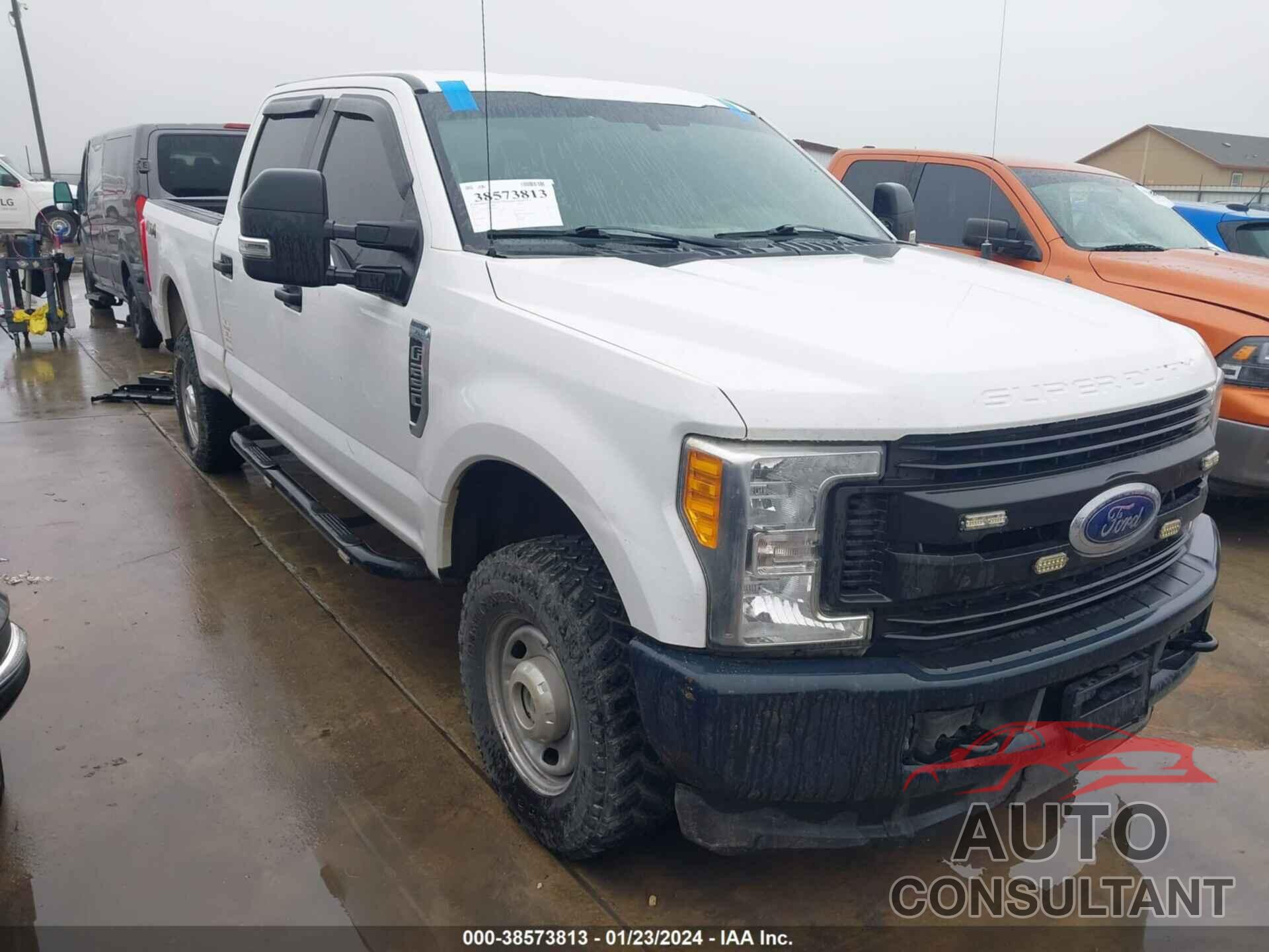 FORD F-250 2017 - 1FT7W2B68HEF24747