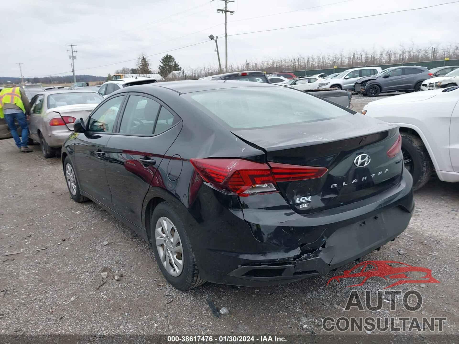 HYUNDAI ELANTRA 2019 - 5NPD74LF0KH412459