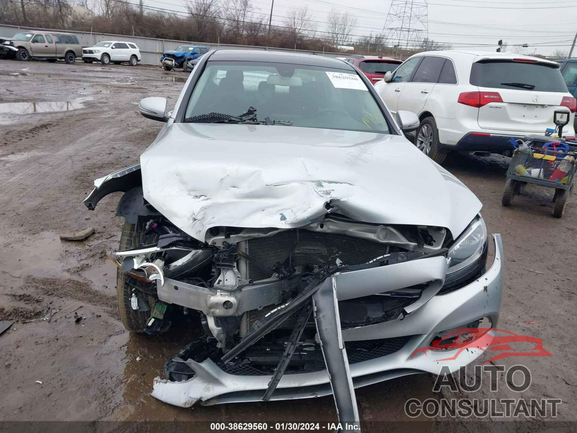 MERCEDES-BENZ C 300 2016 - 55SWF4KB8GU107452