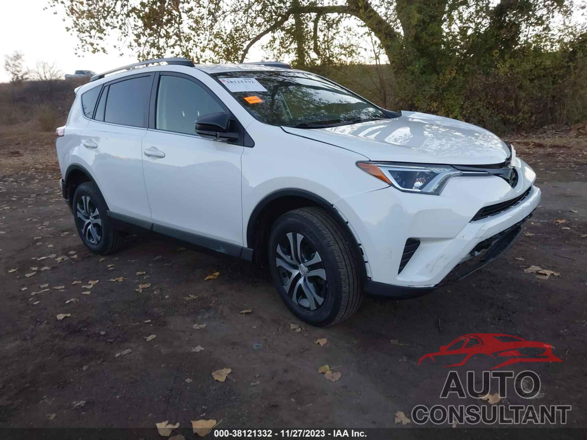 TOYOTA RAV4 2018 - JTMZFREV6JJ200438
