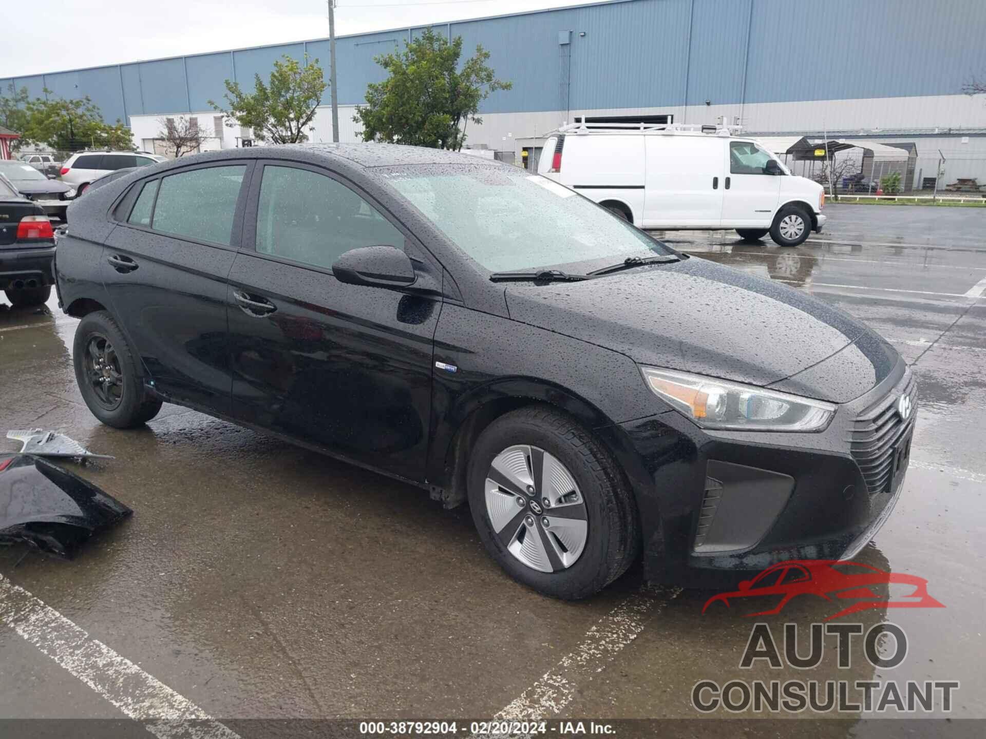 HYUNDAI IONIQ HYBRID 2019 - KMHC65LC9KU179855