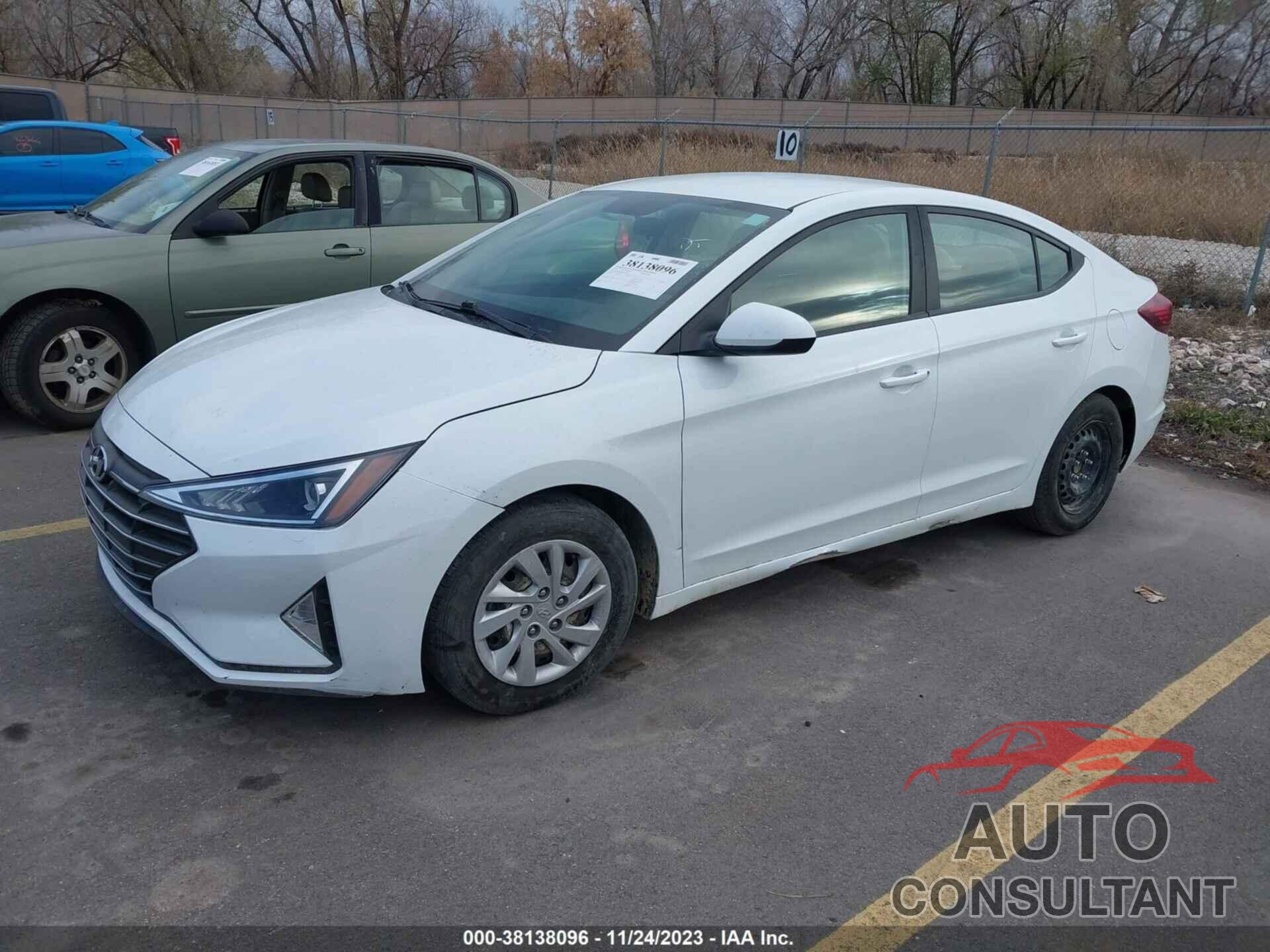 HYUNDAI ELANTRA 2019 - 5NPD74LF1KH455403