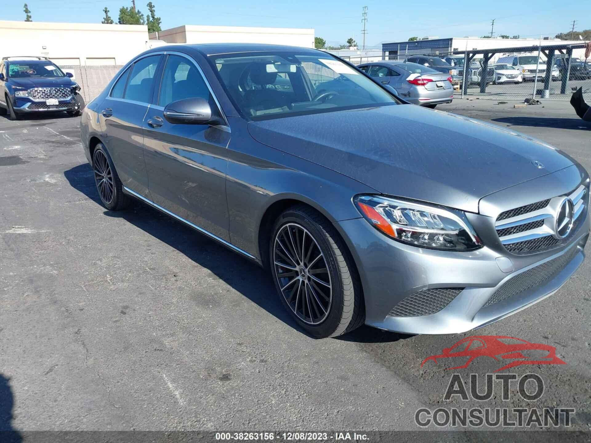 MERCEDES-BENZ C 300 2019 - 55SWF8DB9KU288820