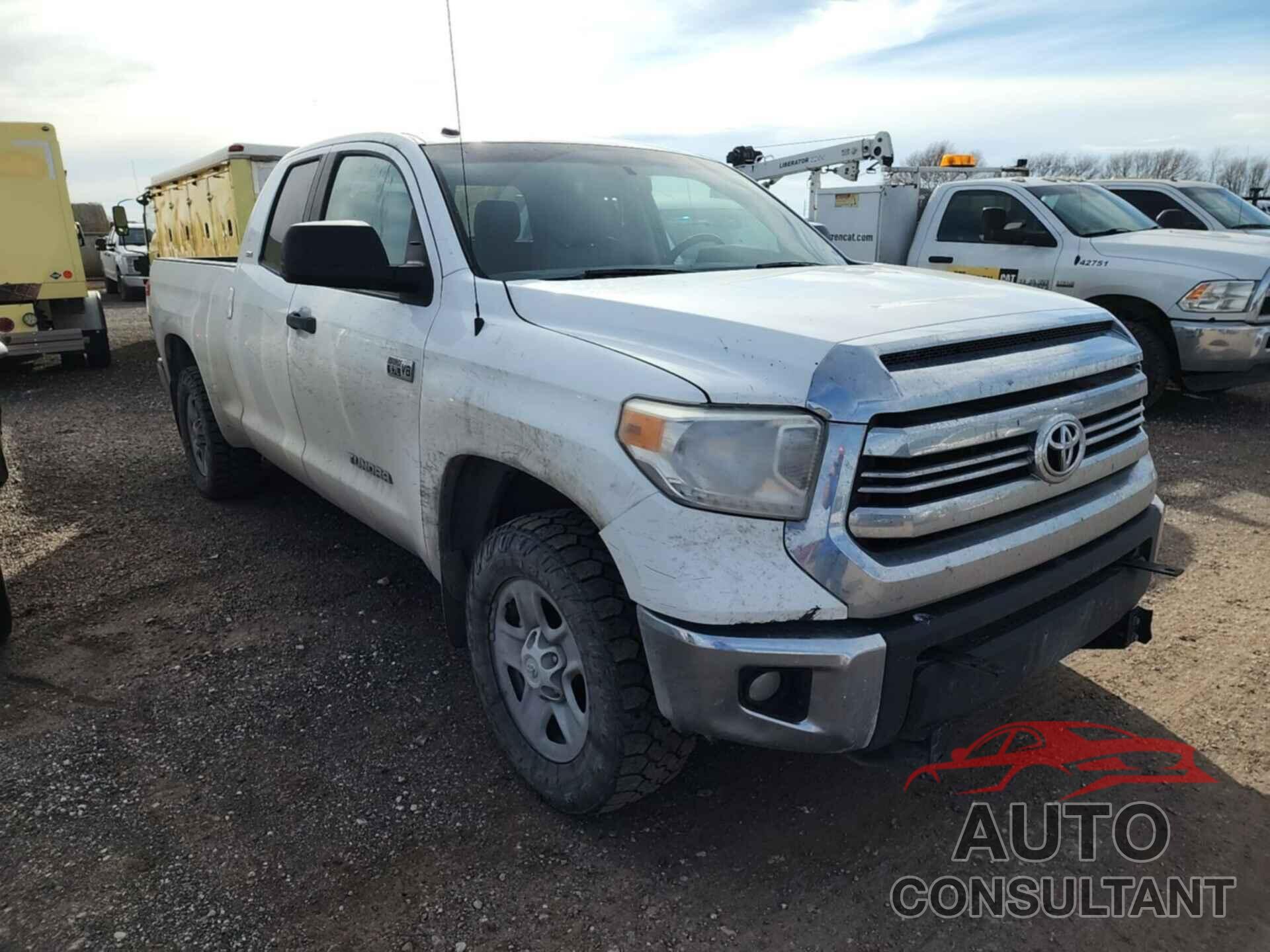 TOYOTA TUNDRA 2017 - 5TFUW5F15HX634307