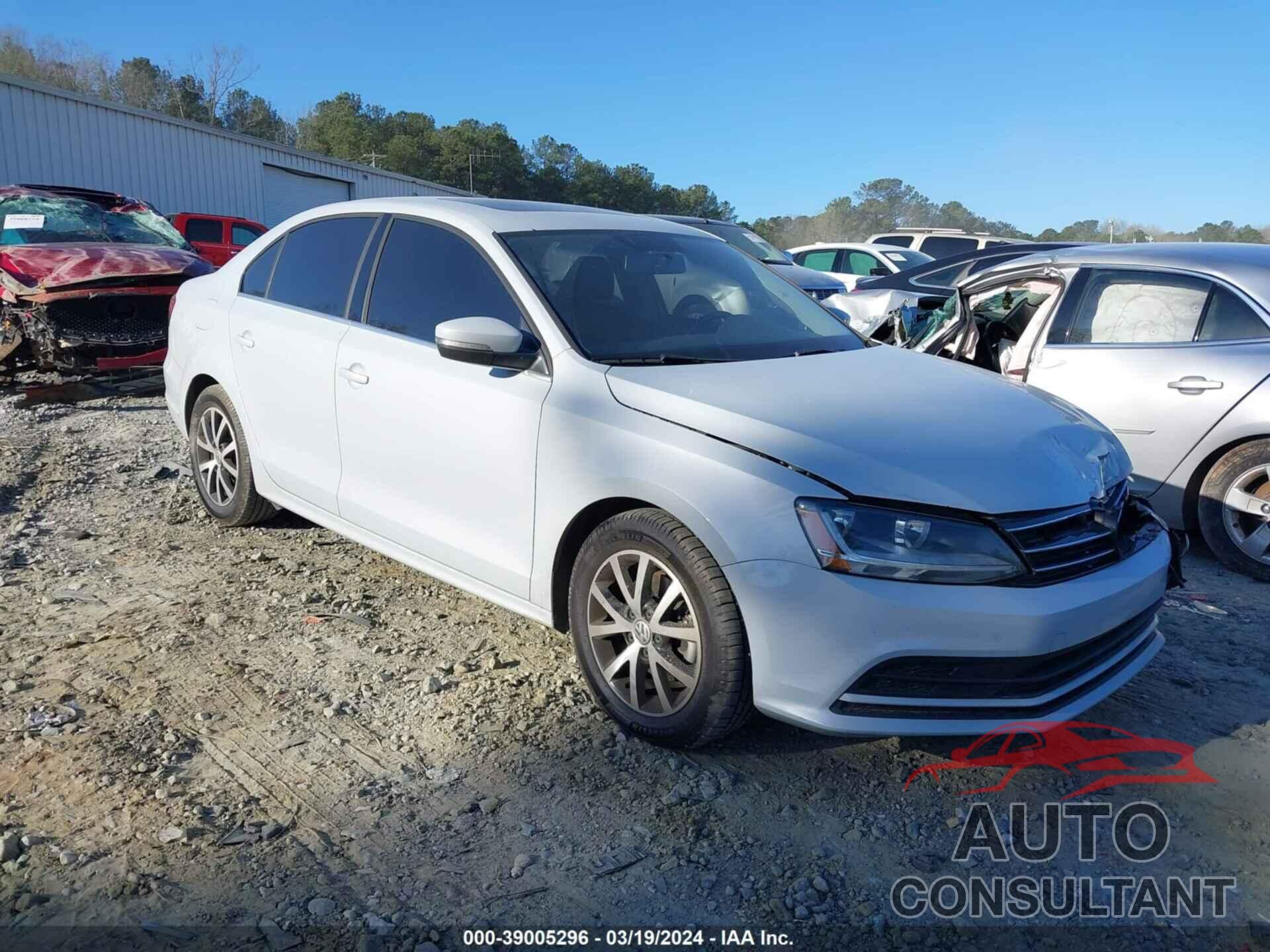 VOLKSWAGEN JETTA 2017 - 3VWB67AJ9HM349218