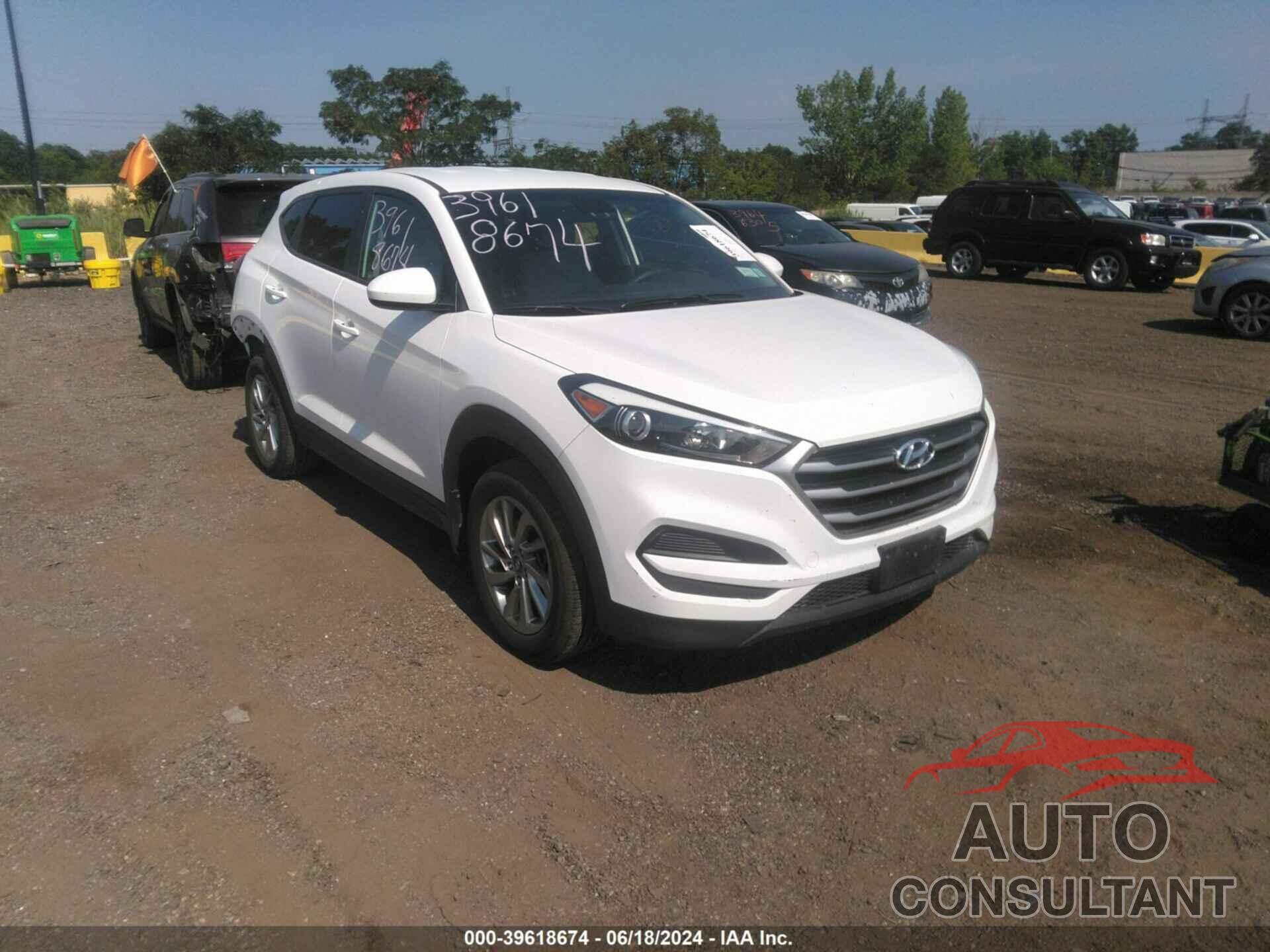 HYUNDAI TUCSON 2018 - KM8J2CA44JU710493