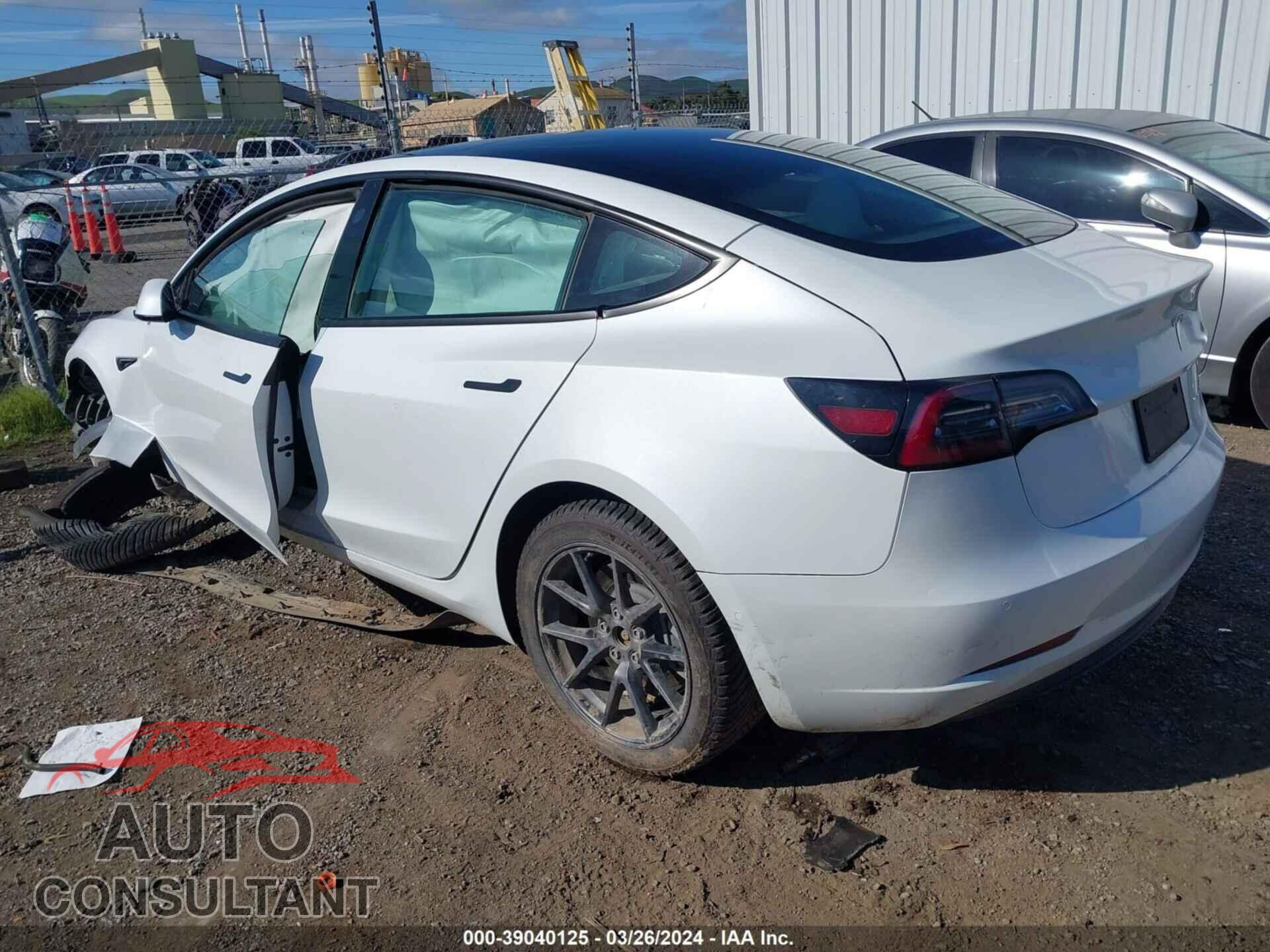 TESLA MODEL 3 2021 - 5YJ3E1EB4MF010231