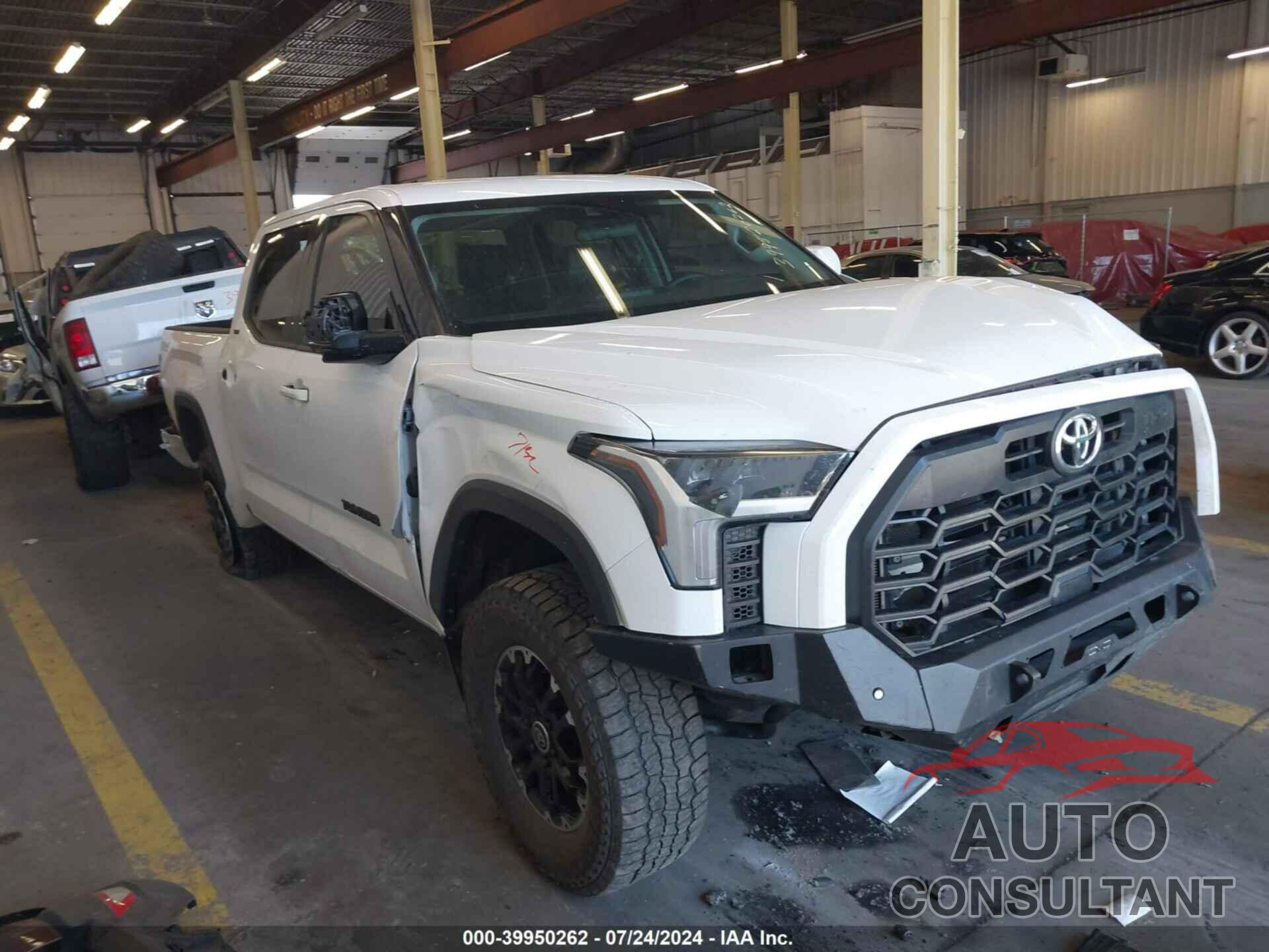 TOYOTA TUNDRA 2022 - 5TFLA5DB0NX047630