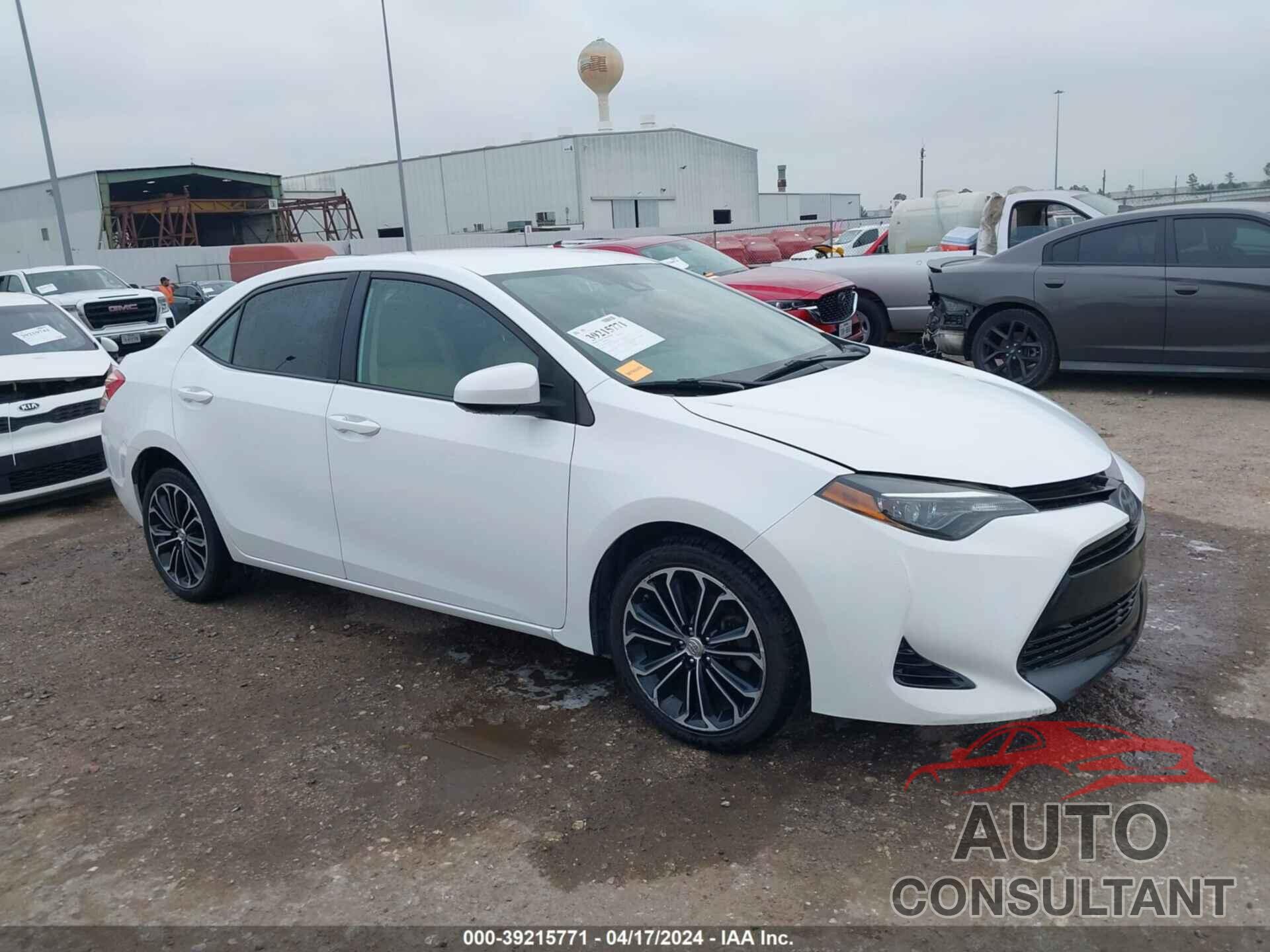 TOYOTA COROLLA 2018 - 2T1BURHE0JC028955