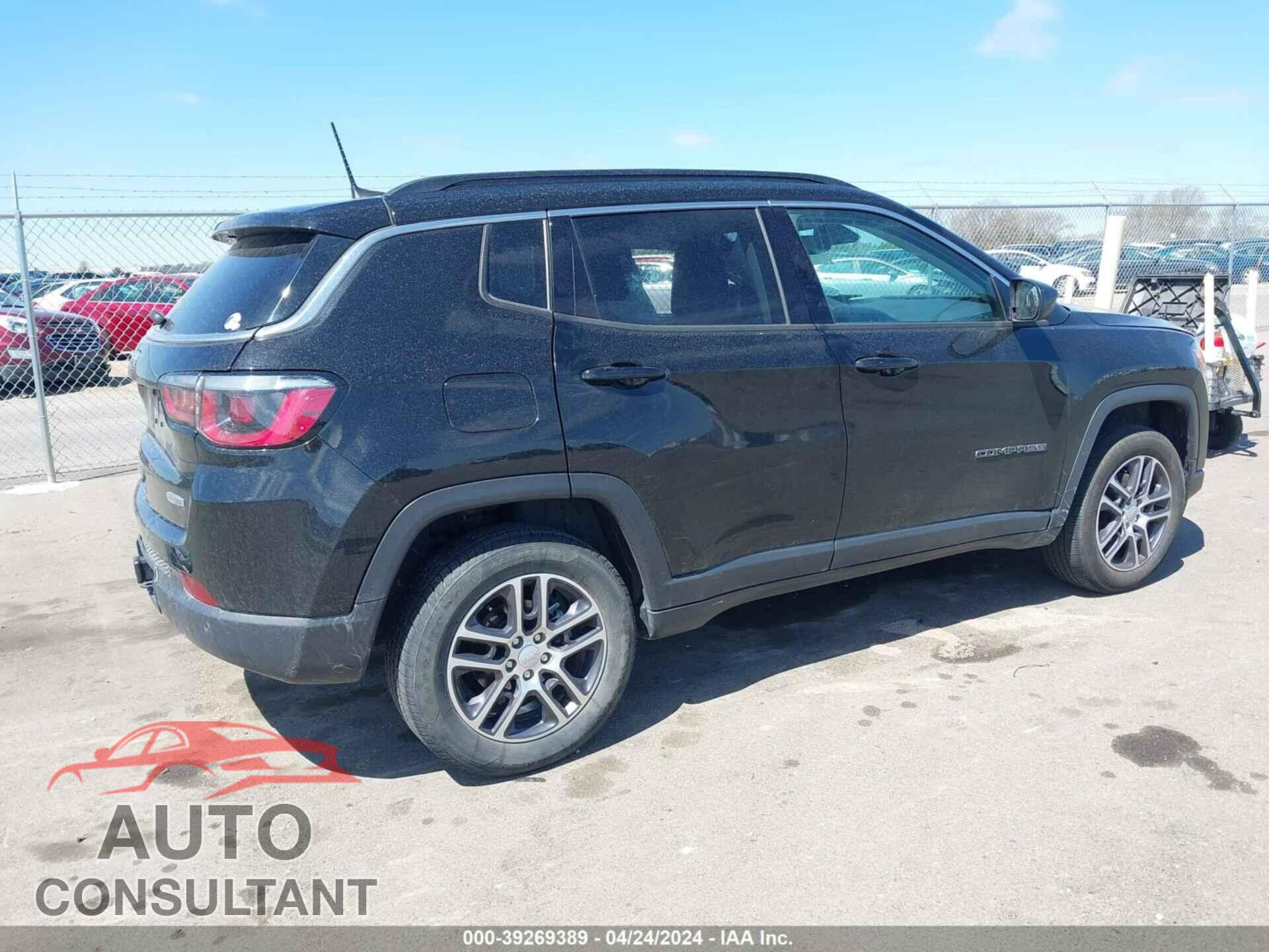 JEEP COMPASS 2018 - 3C4NJDBB4JT283726