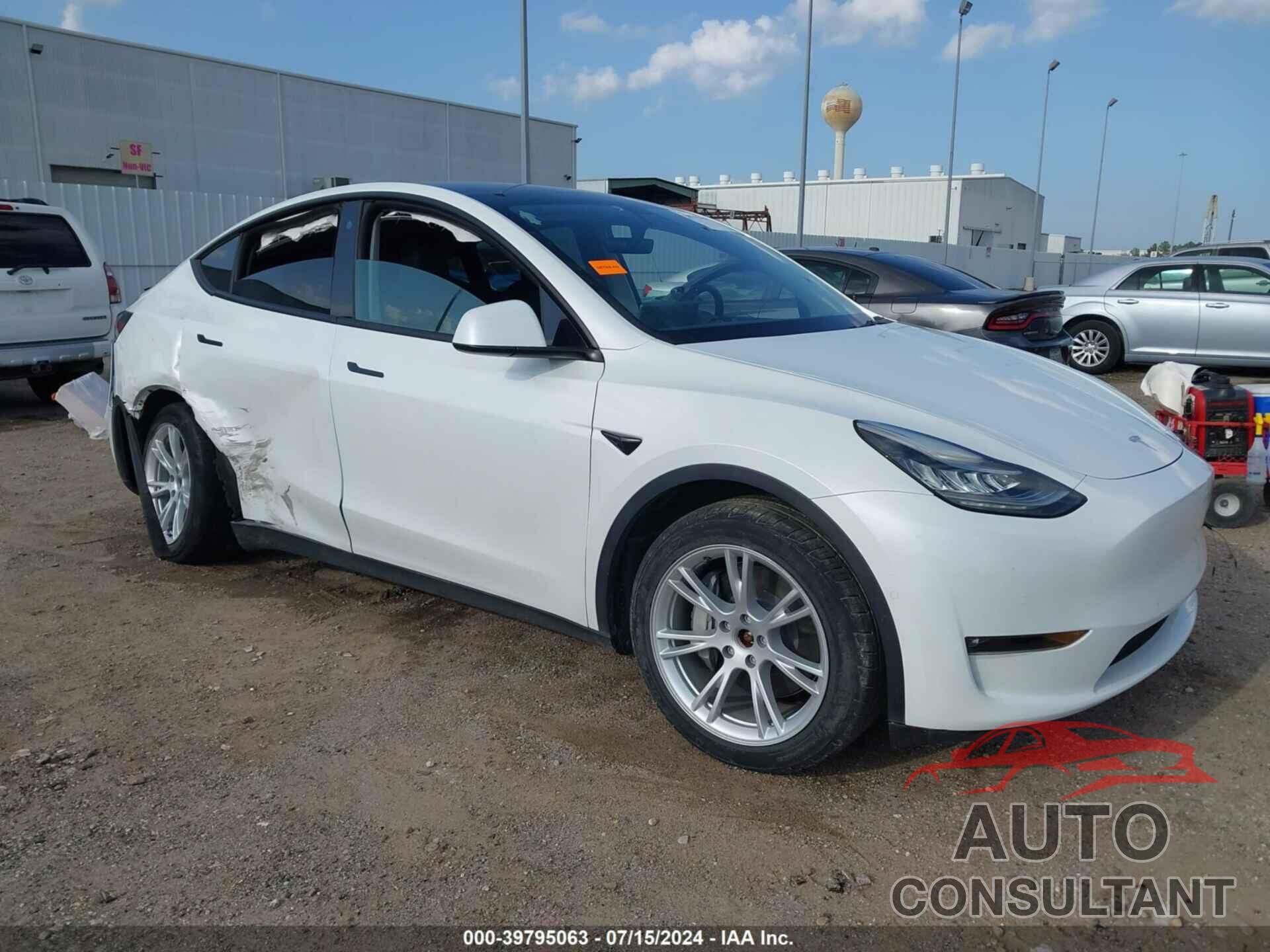 TESLA MODEL Y 2022 - 7SAYGDEE5NF375324