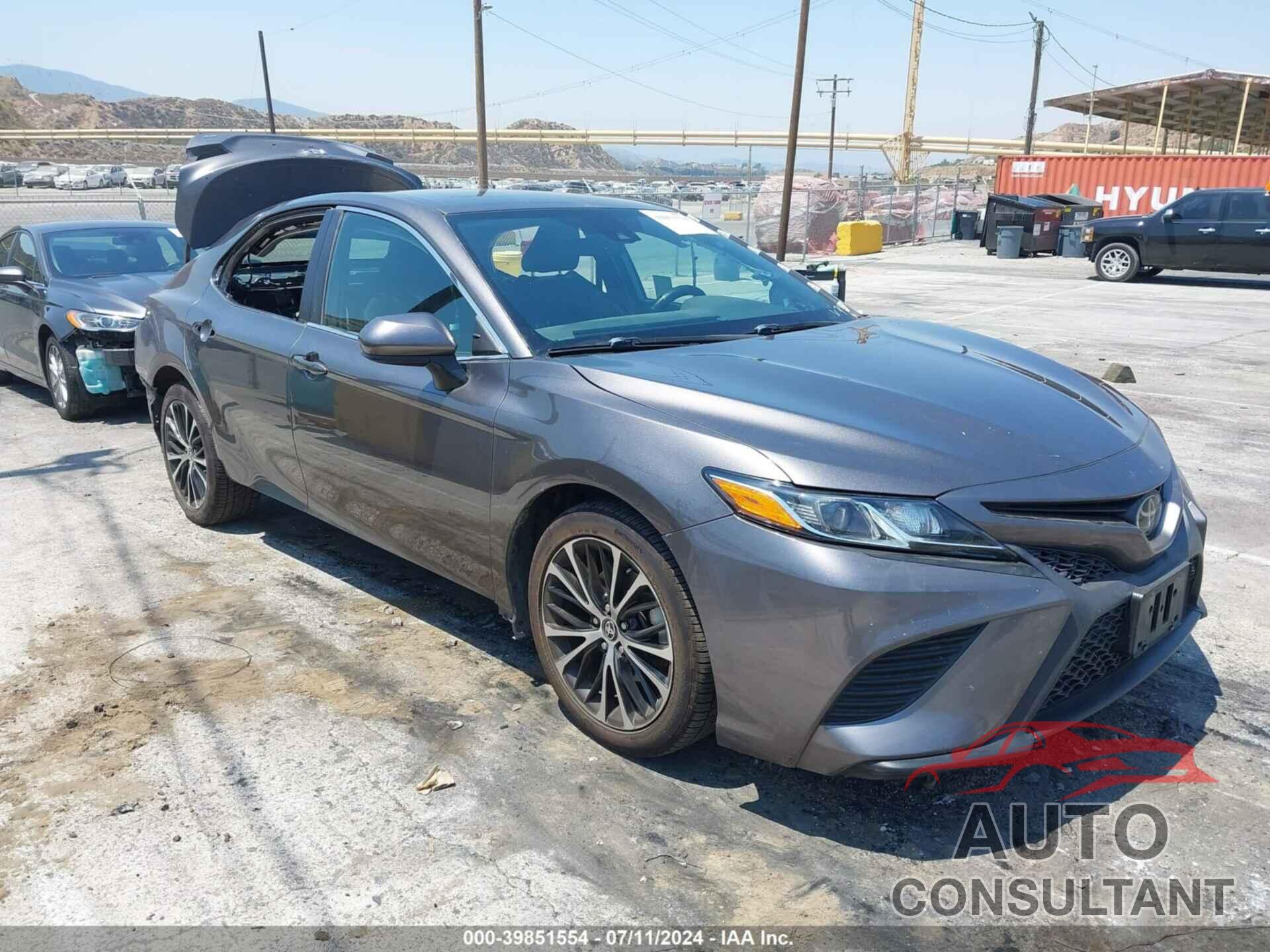 TOYOTA CAMRY 2020 - 4T1G11AK4LU967849