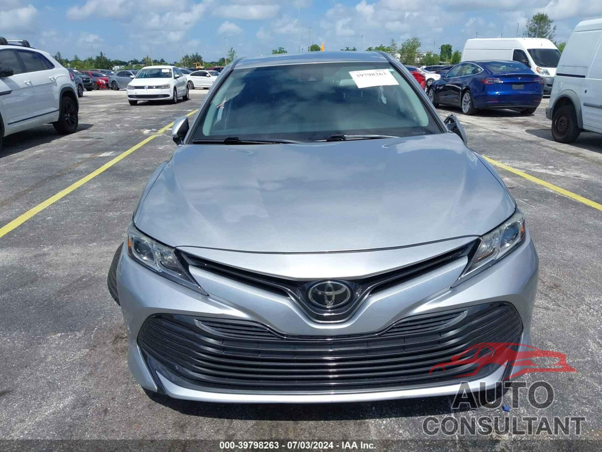 TOYOTA CAMRY 2019 - 4T1B11HK4KU752681