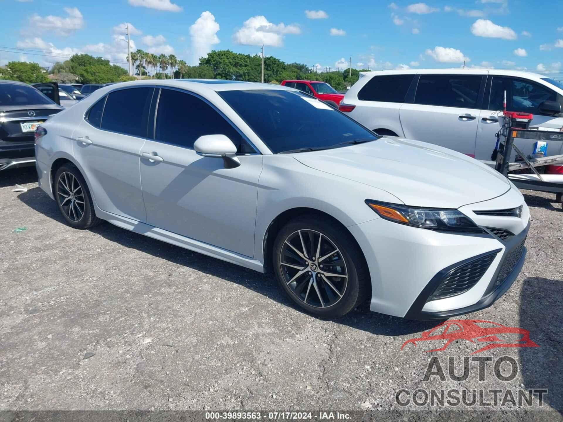 TOYOTA CAMRY 2023 - 4T1T11AKXPU116336