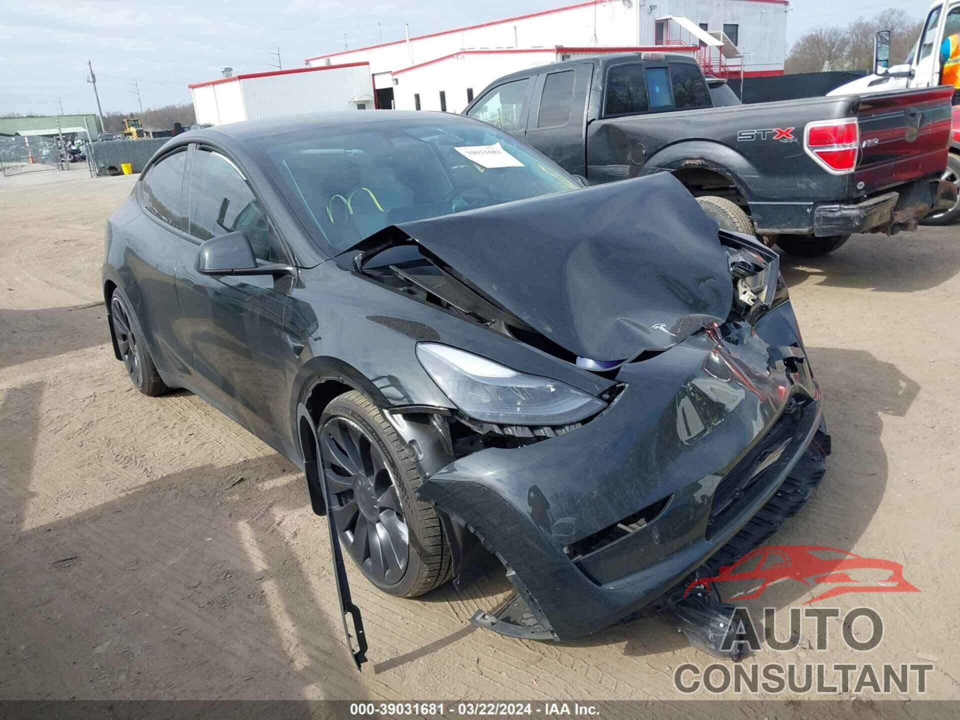 TESLA MODEL Y 2023 - 7SAYGDEF8PF797454