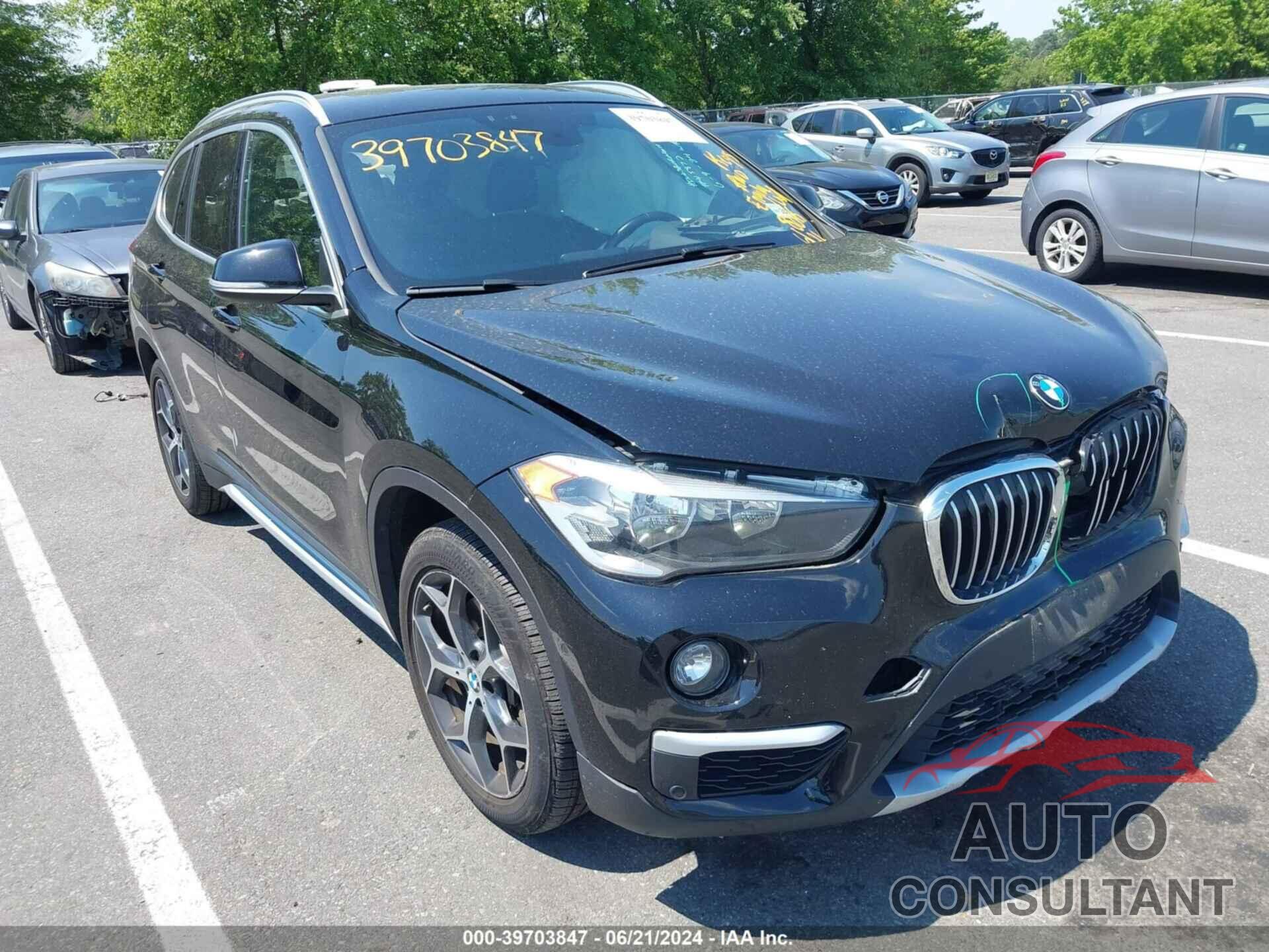 BMW X1 2018 - WBXHT3C34J5L30345