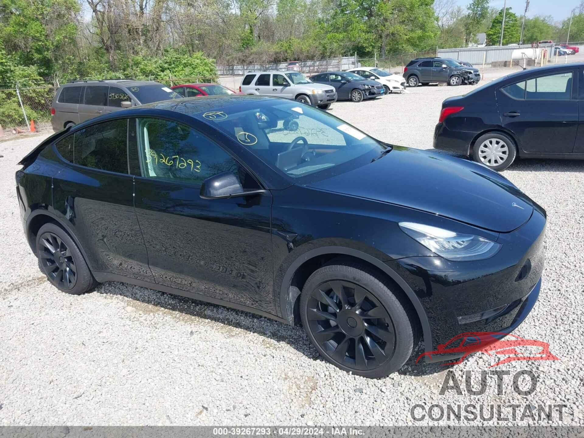 TESLA MODEL Y 2023 - 7SAYGDEE4PA153681