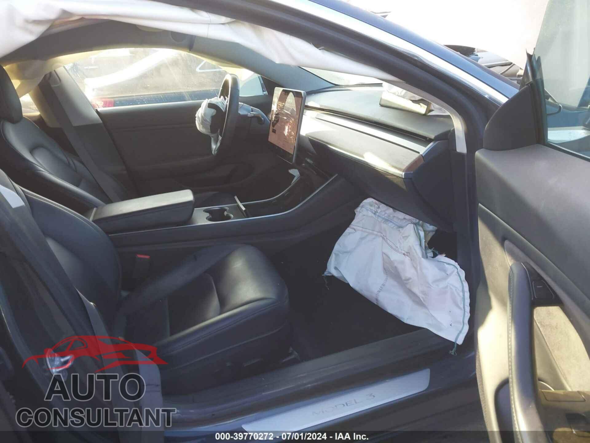 TESLA MODEL 3 2018 - 5YJ3E1EA1JF056893
