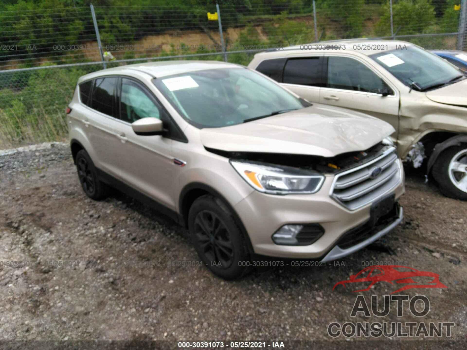 FORD ESCAPE 2017 - 1FMCU0GD9HUC48418