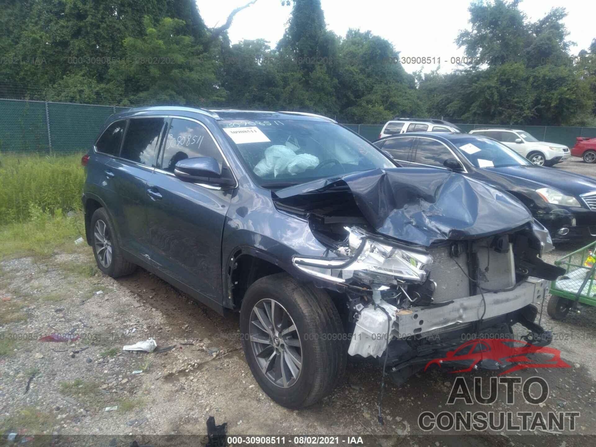 TOYOTA HIGHLANDER 2019 - 5TDJZRFH4KS955993