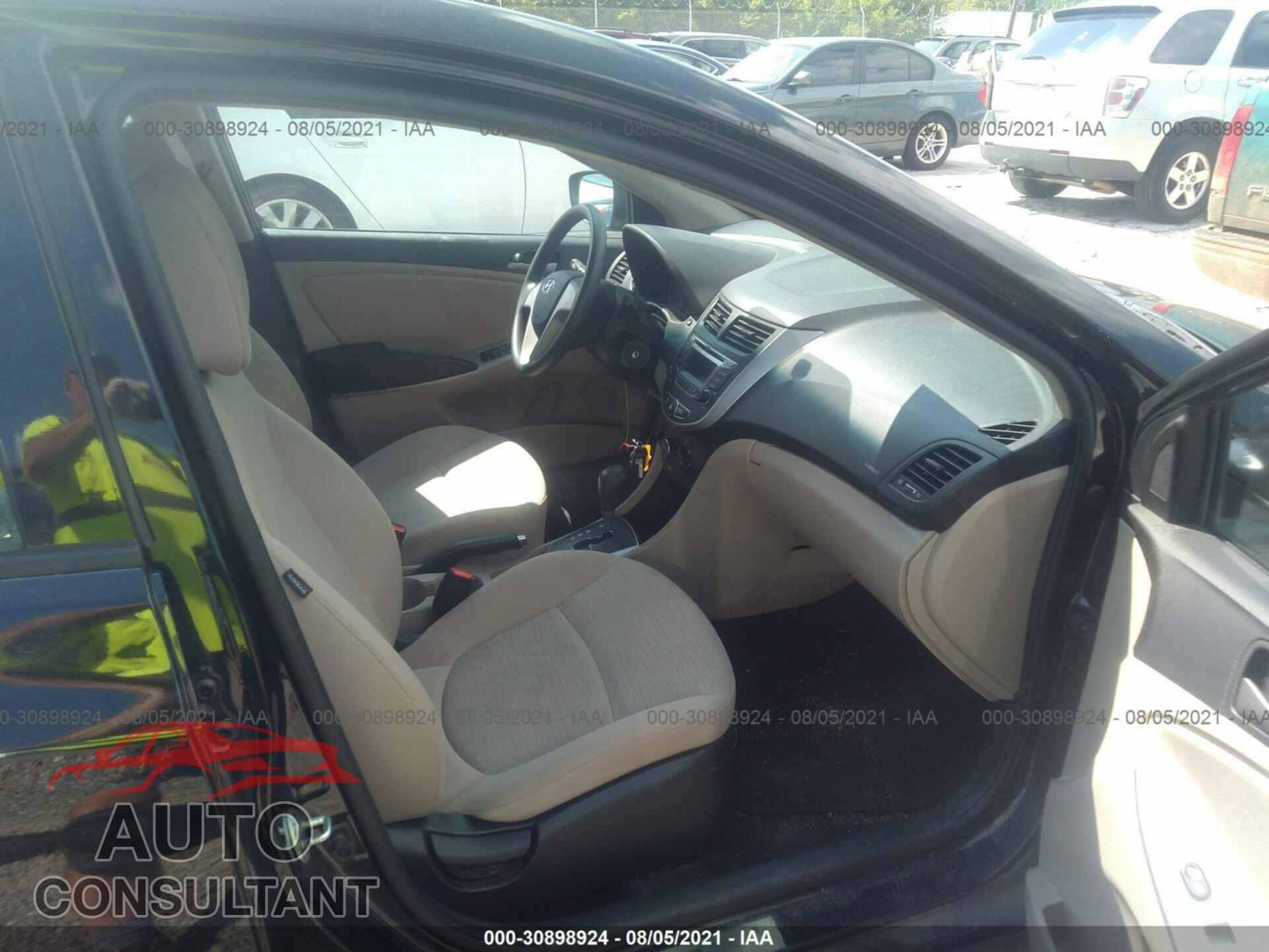 HYUNDAI ACCENT 2017 - KMHCT4AE9HU391123
