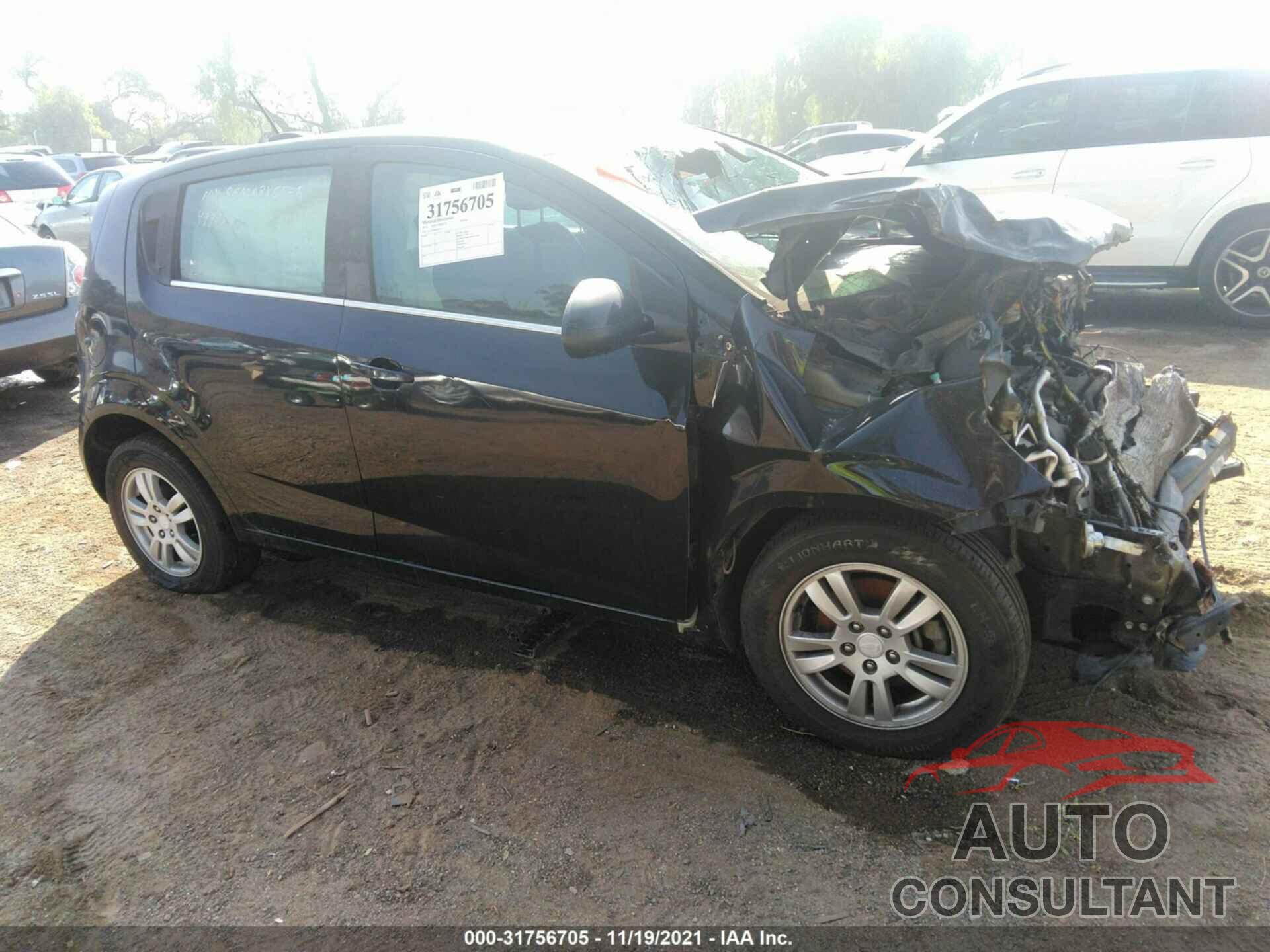 CHEVROLET SONIC 2016 - 1G1JC6SH8G4141332