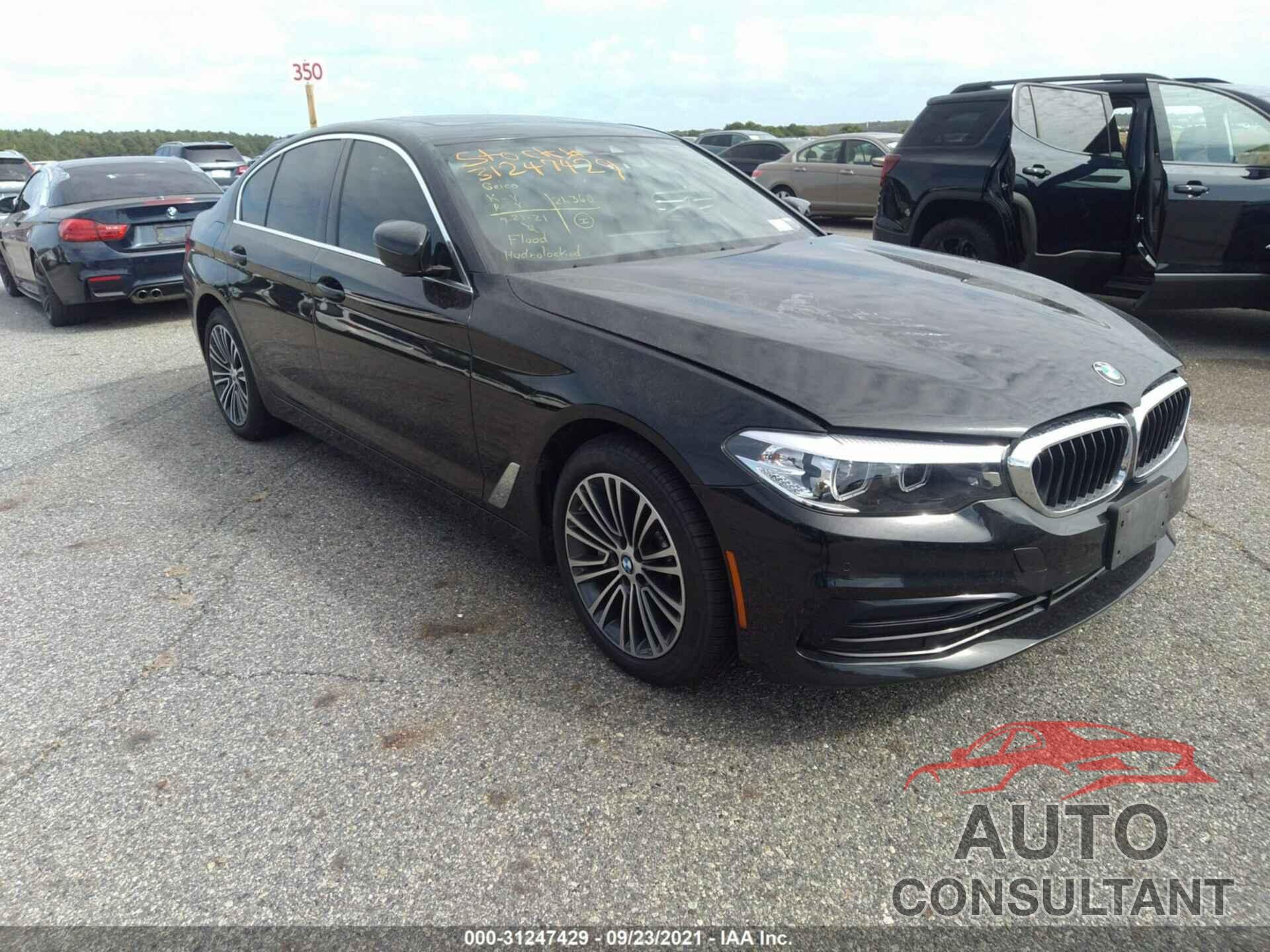 BMW 5 SERIES 2019 - WBAJA7C5XKWW08123