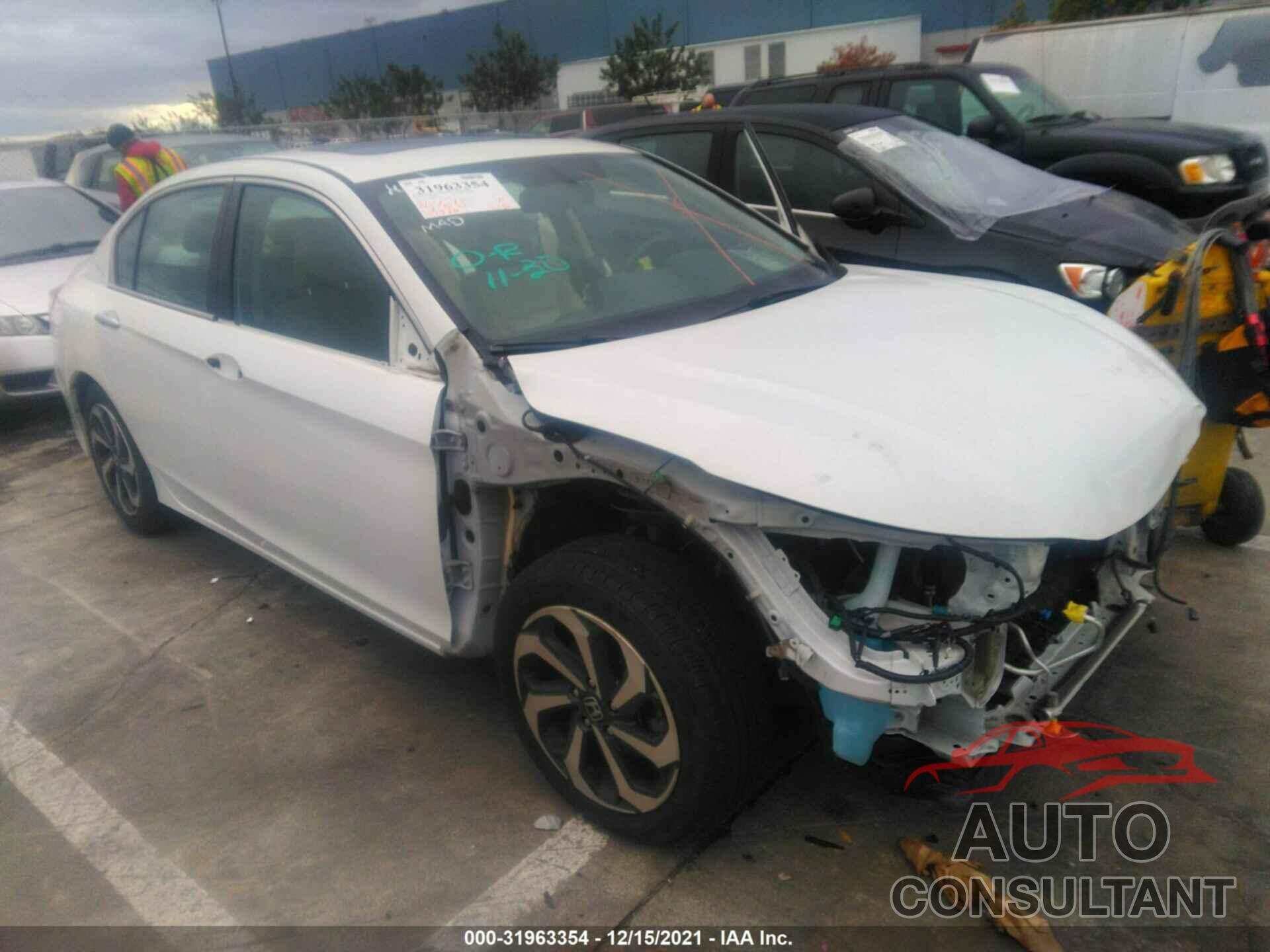 HONDA ACCORD SEDAN 2016 - 1HGCR2F88GA134059