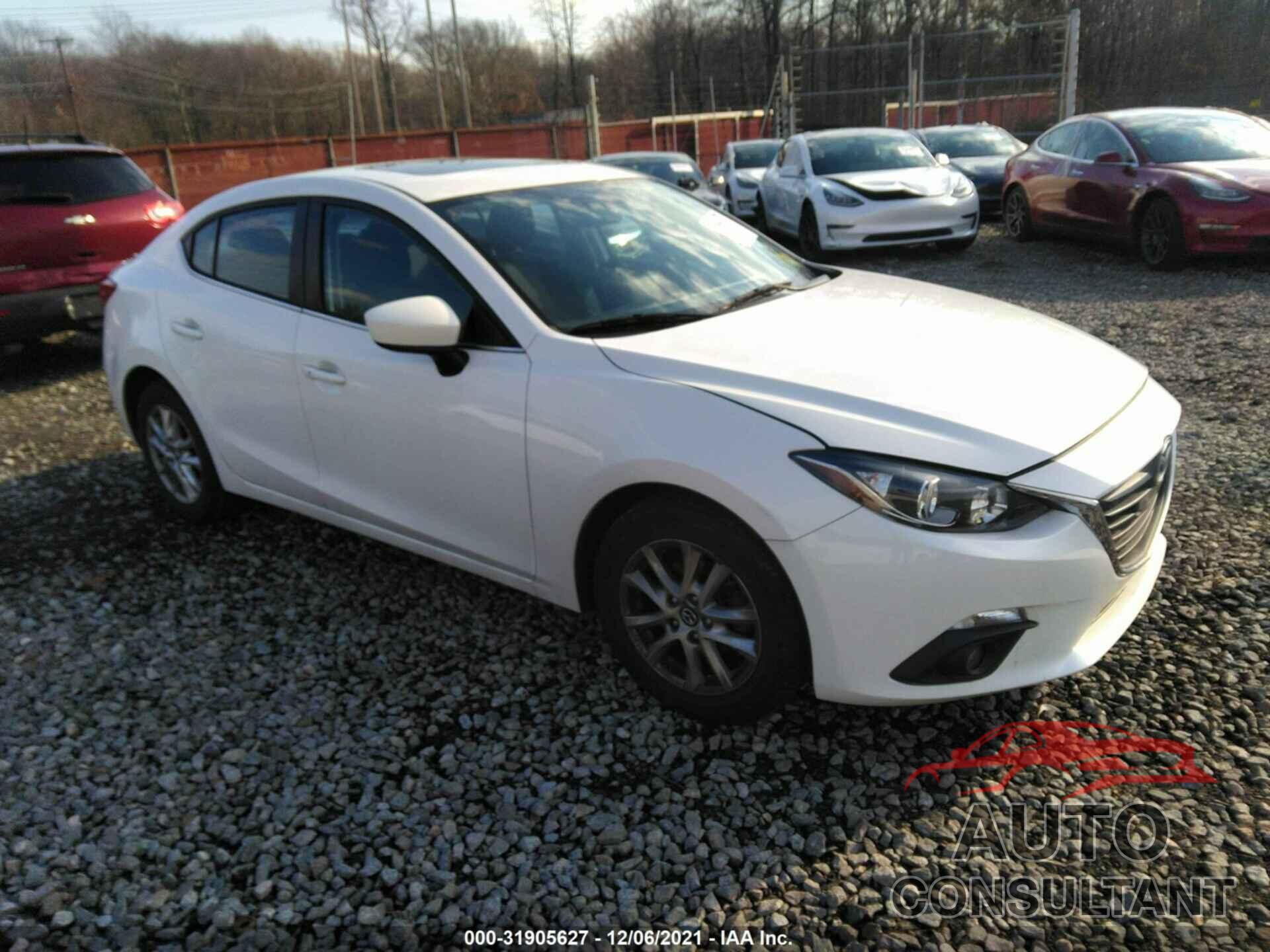 MAZDA MAZDA3 2016 - JM1BM1V78G1348433