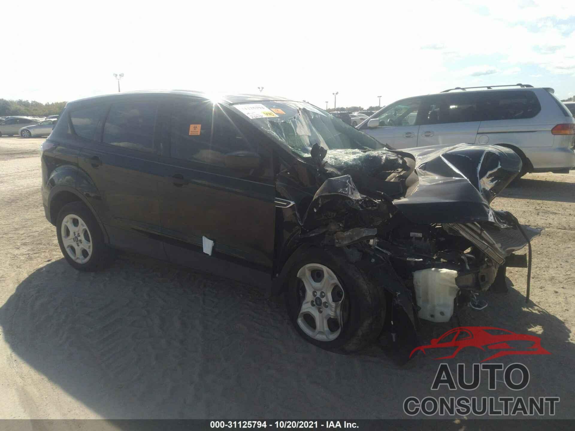 FORD ESCAPE 2018 - 1FMCU0F70JUD41460