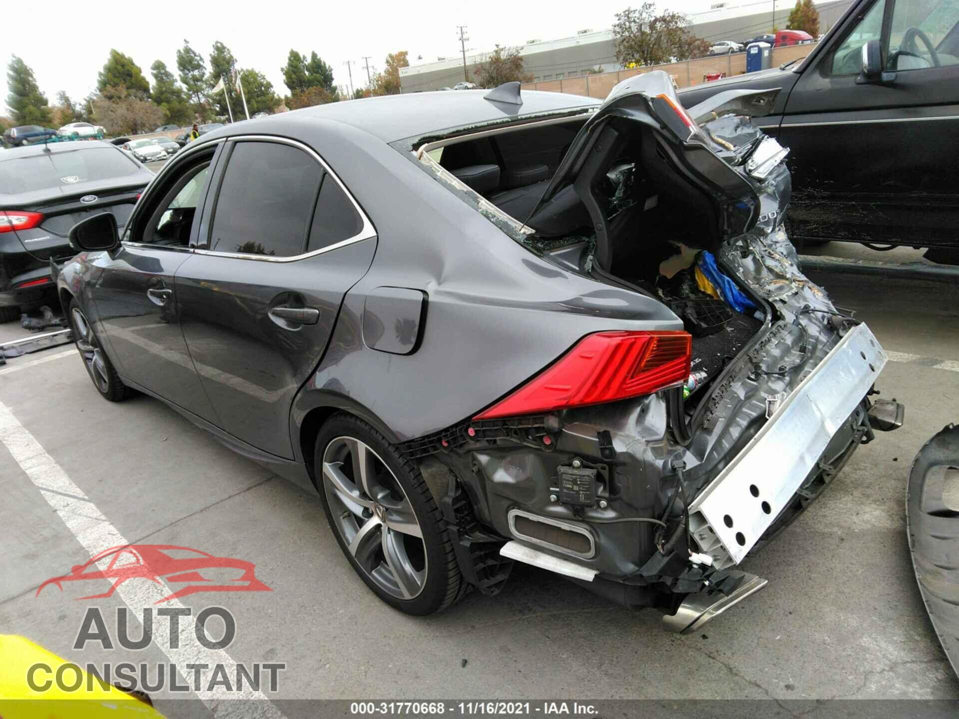 LEXUS IS 2017 - JTHBA1D27H5043884