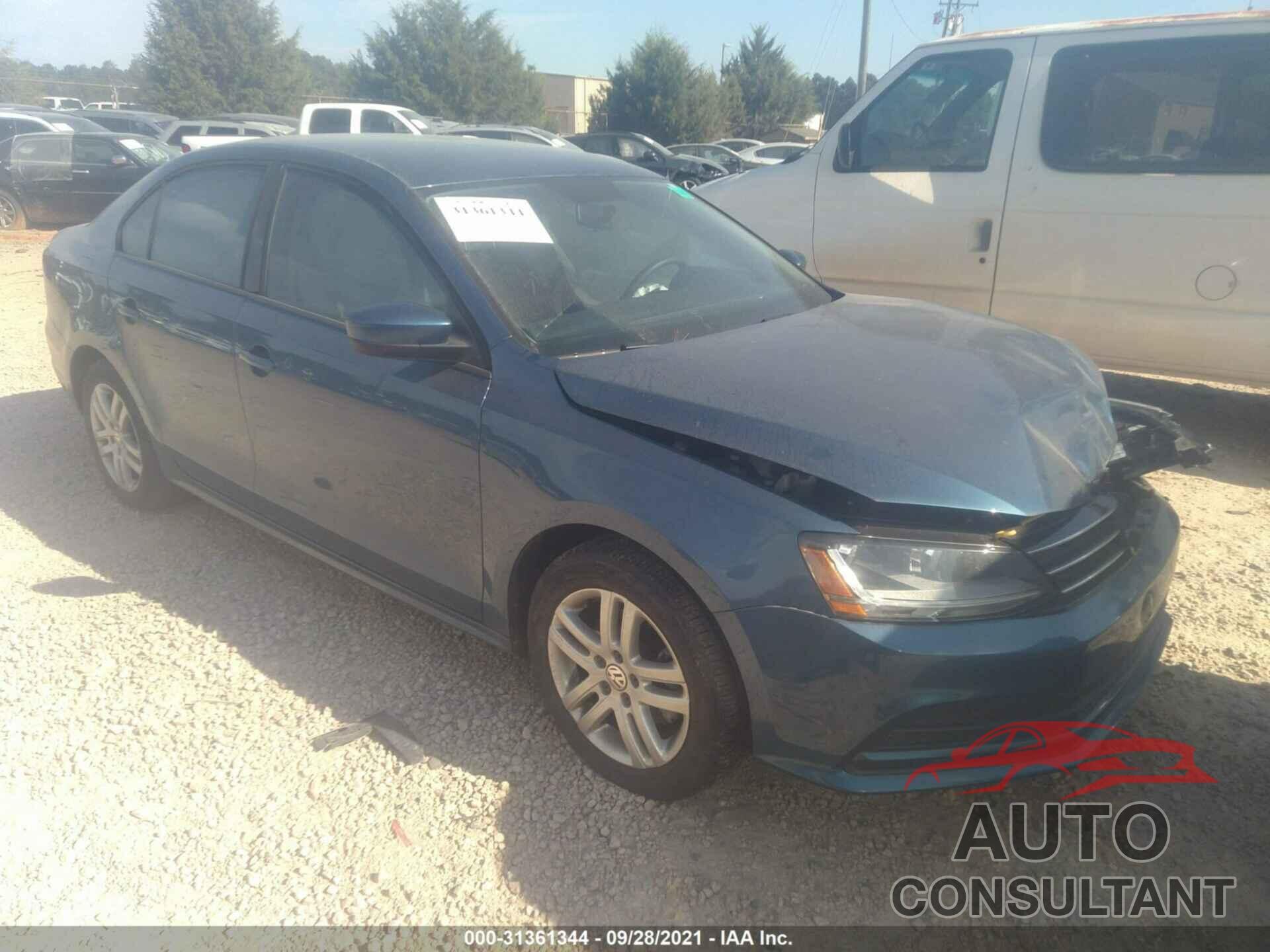 VOLKSWAGEN JETTA 2018 - 3VW2B7AJ5JM238781