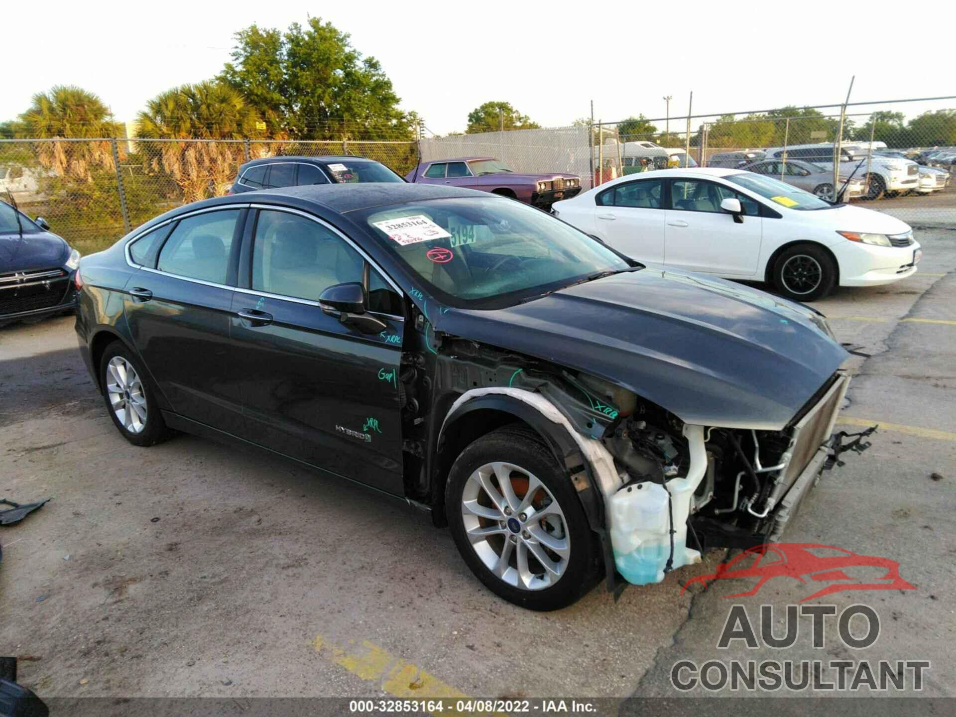 FORD FUSION HYBRID 2019 - 3FA6P0MU4KR121447