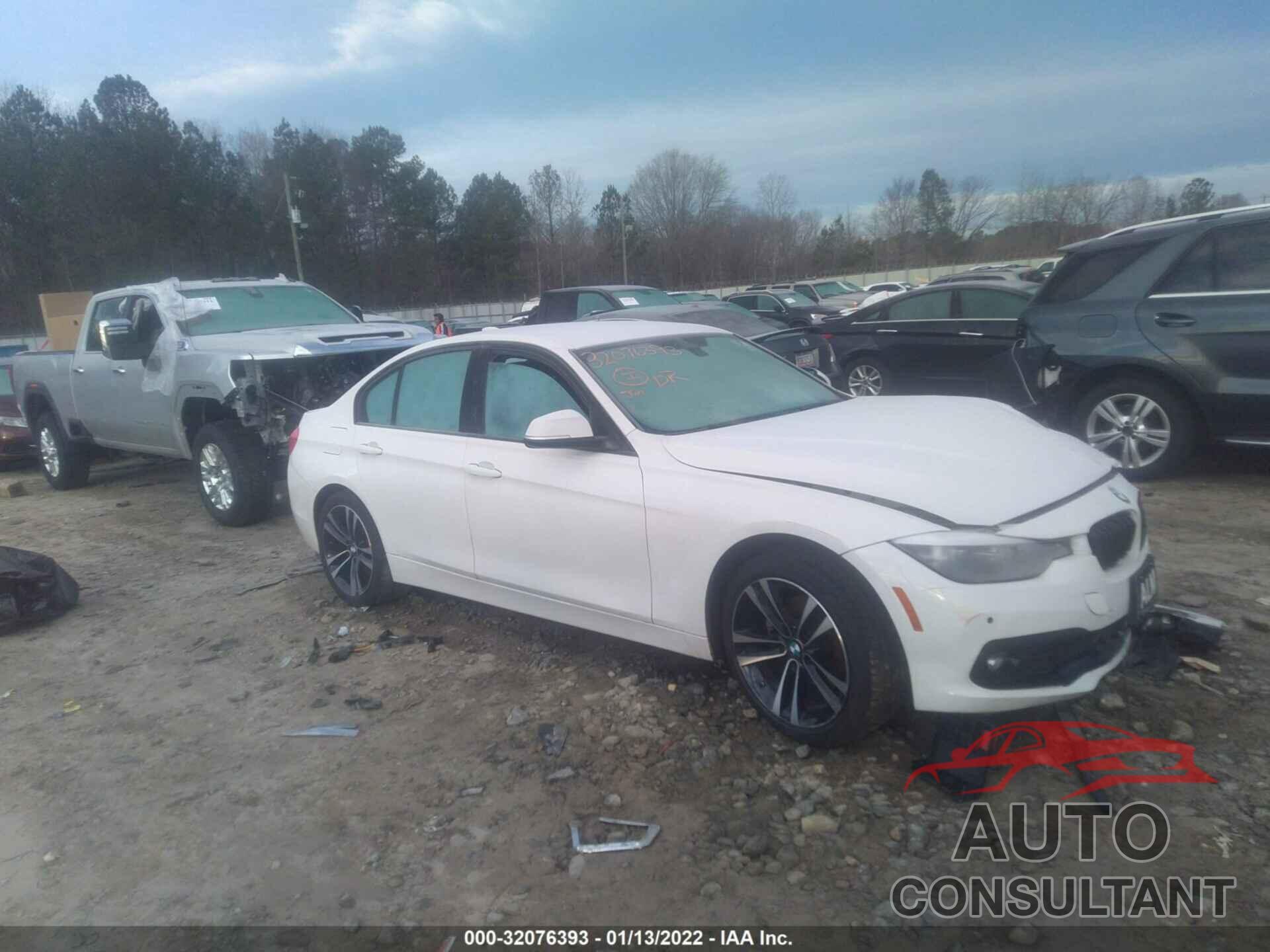 BMW 3 SERIES 2018 - WBA8B9G54JNU99907