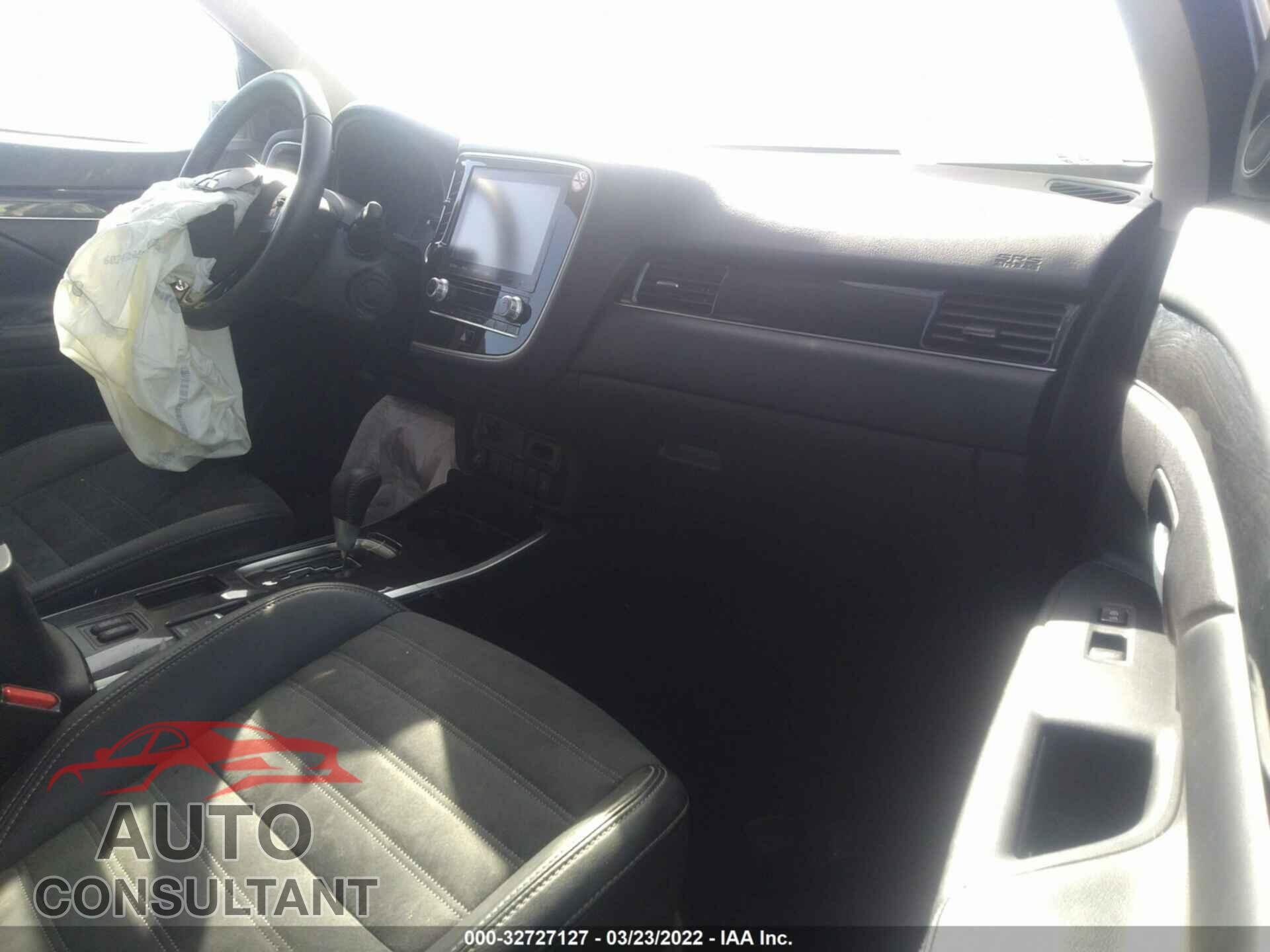 MITSUBISHI OUTLANDER 2020 - JA4AD3A32LZ044157