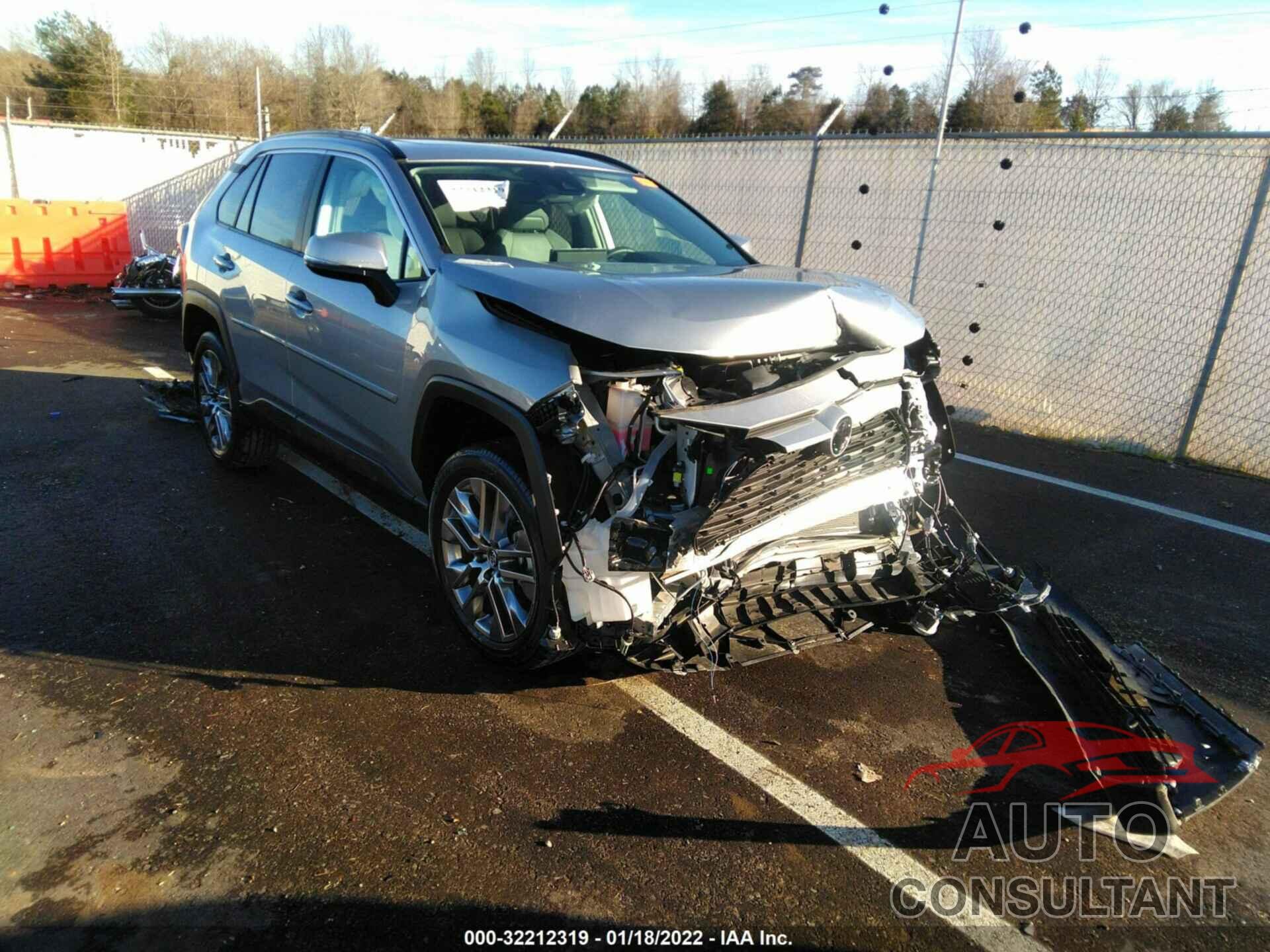 TOYOTA RAV4 2019 - 2T3C1RFV8KC027108