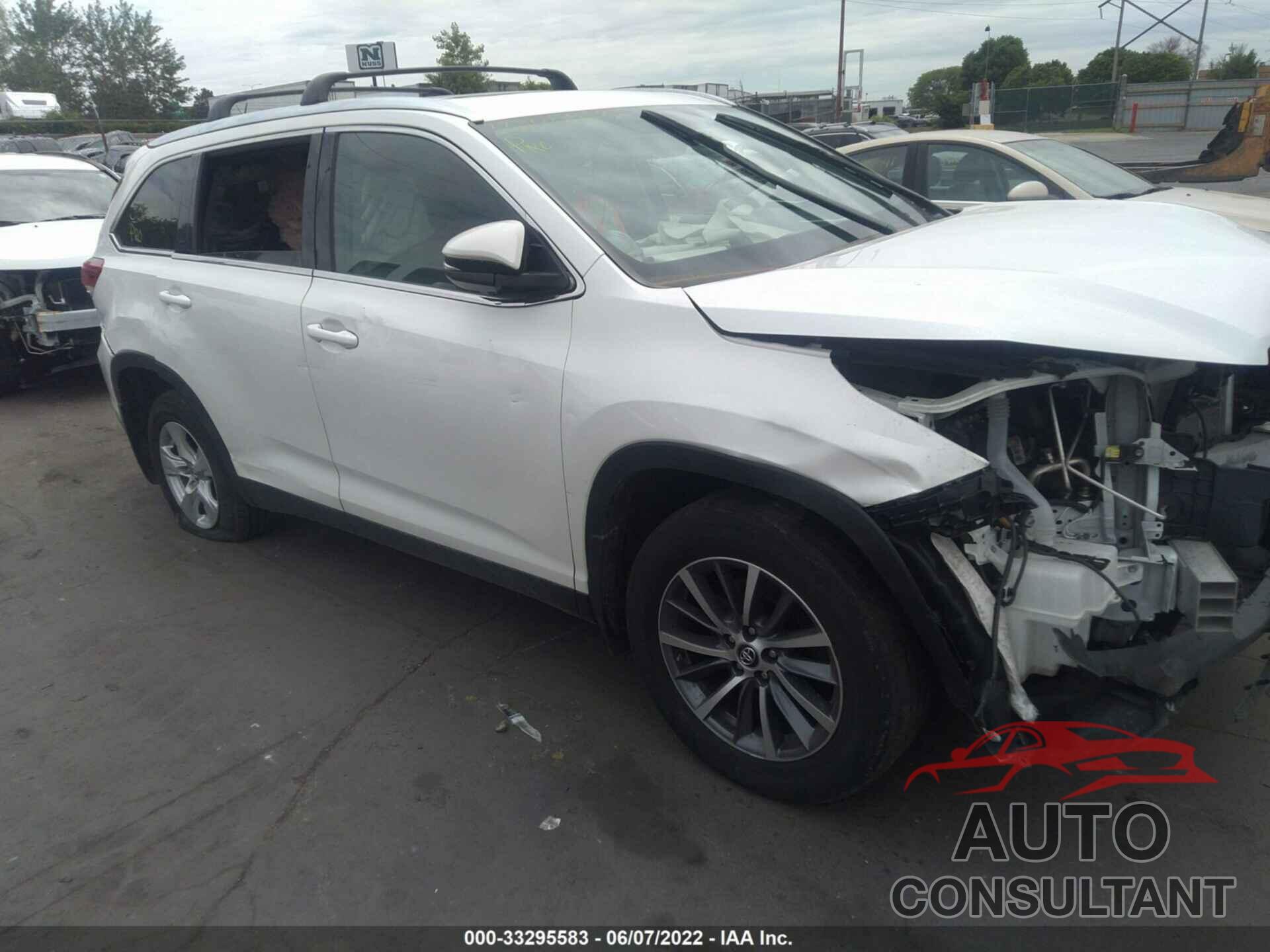 TOYOTA HIGHLANDER 2019 - 5TDJZRFH5KS958773