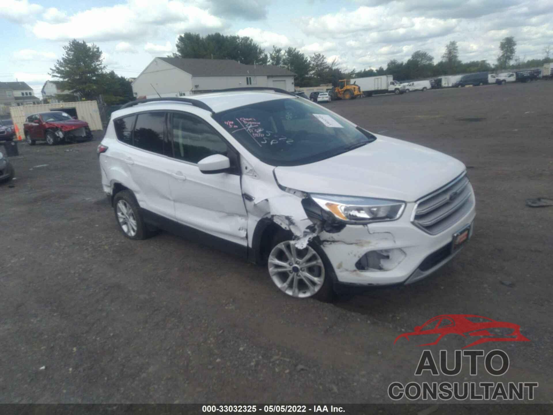 FORD ESCAPE 2018 - 1FMCU0GD1JUC37497