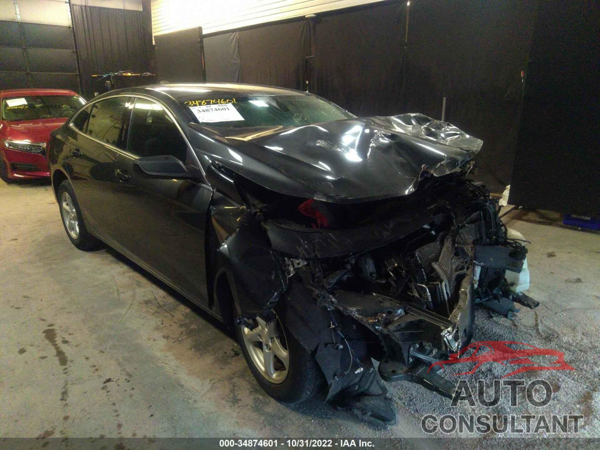 CHEVROLET MALIBU 2017 - 1G1ZB5ST1HF104617