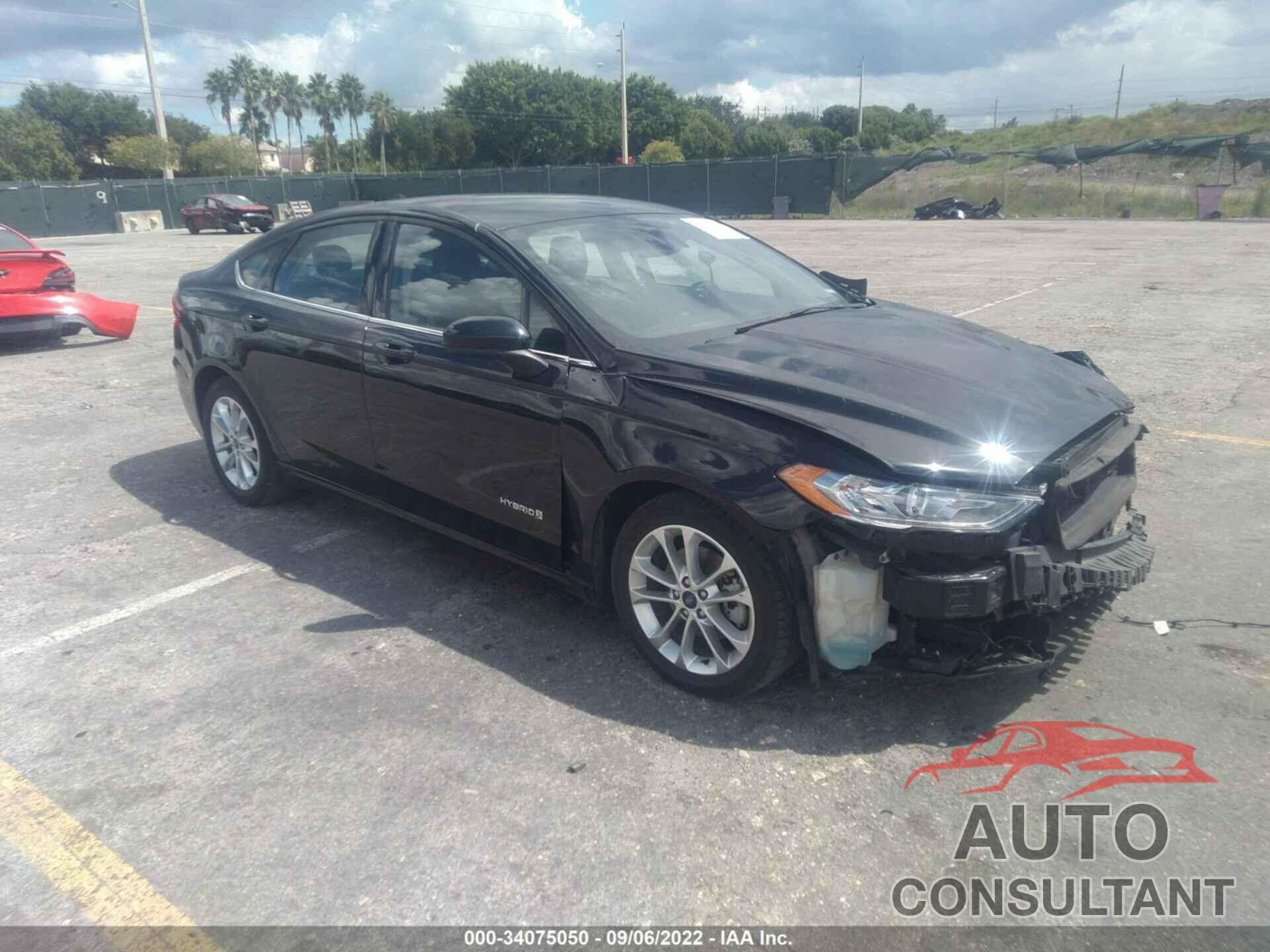 FORD FUSION HYBRID 2019 - 3FA6P0LU6KR109527