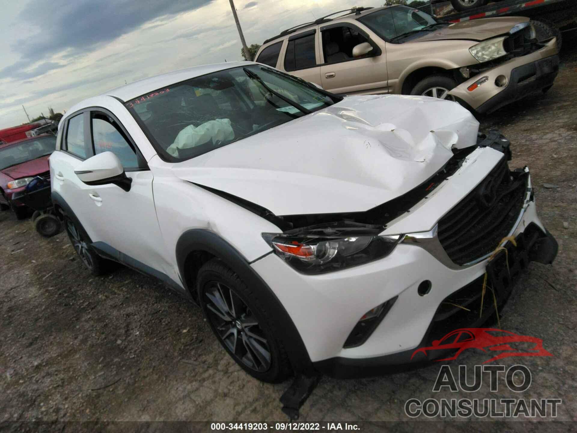 MAZDA CX-3 2018 - JM1DKDC71J1324873