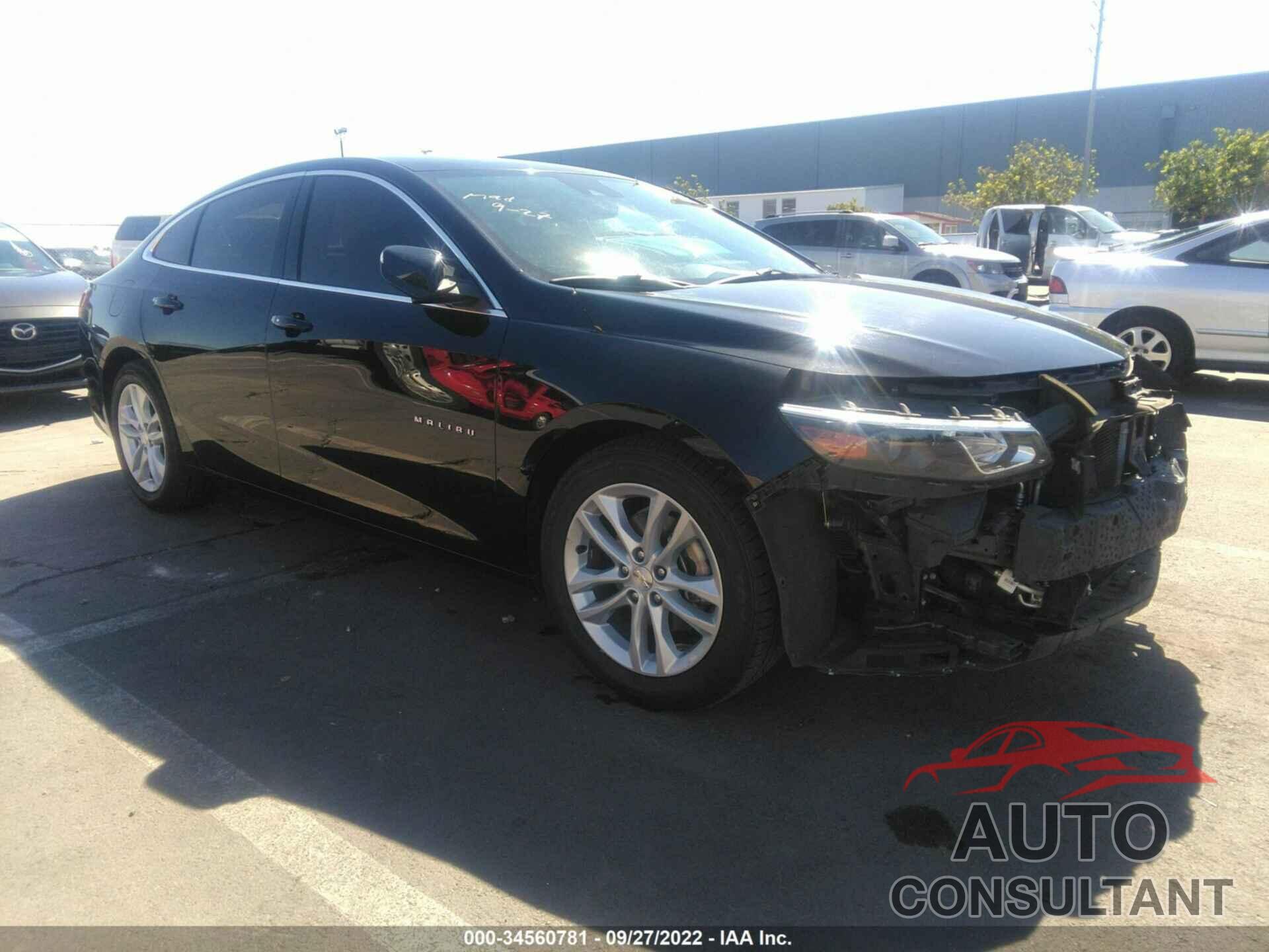 CHEVROLET MALIBU 2017 - 1G1ZE5ST0HF224139