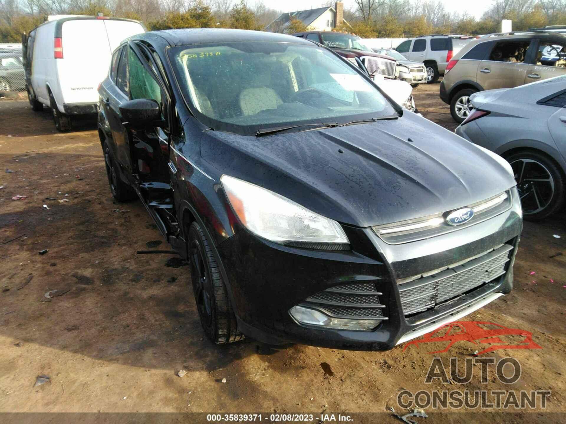 FORD ESCAPE 2016 - 1FMCU0G74GUC86230