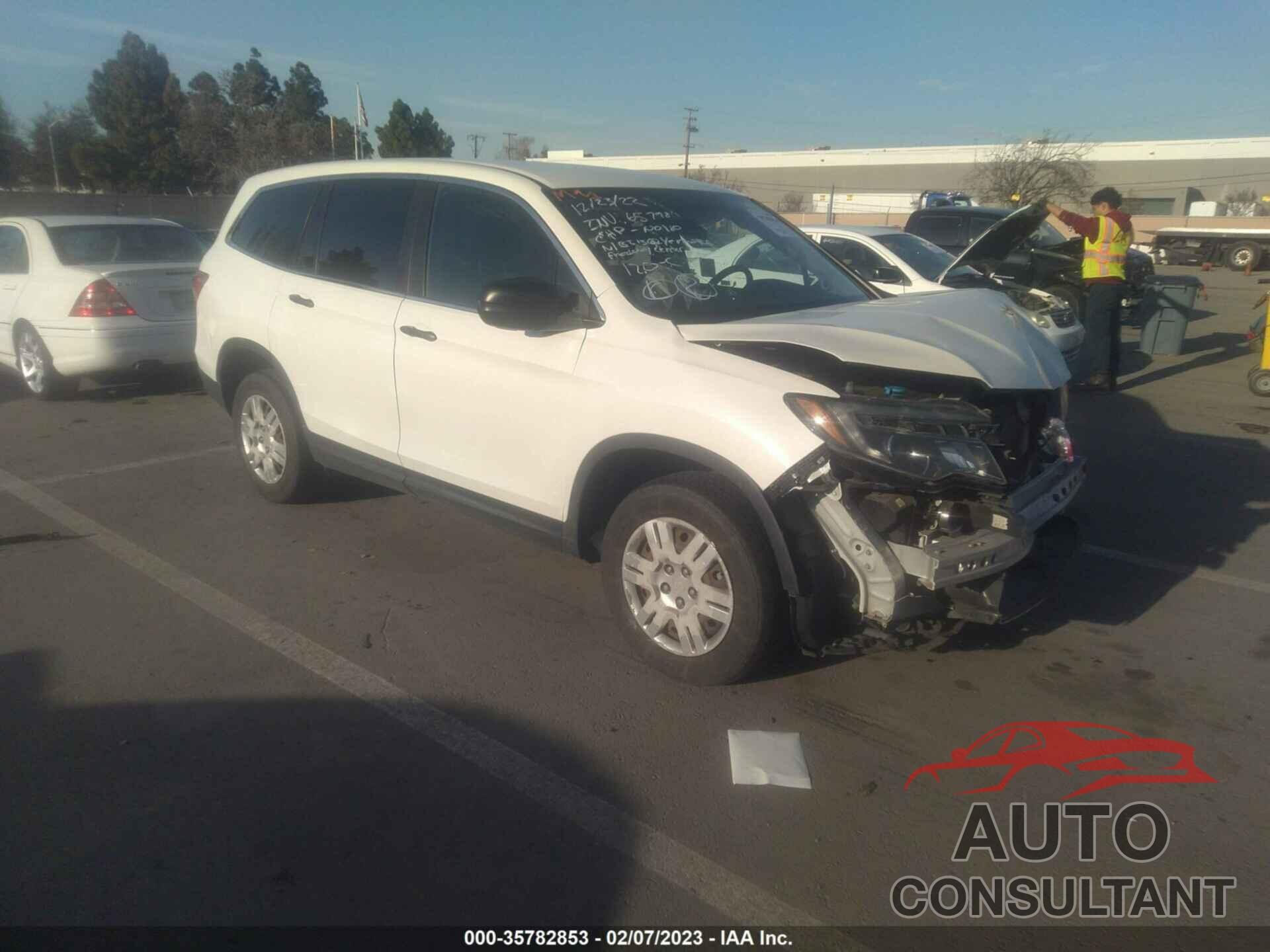 HONDA PILOT 2018 - 5FNYF6H10JB065497