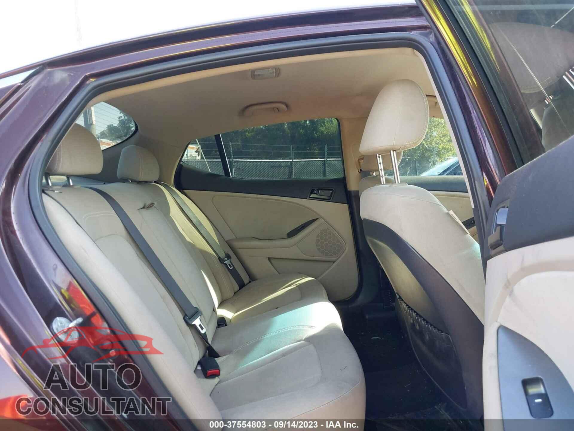 KIA OPTIMA 2011 - KNAGM4A75B5067654